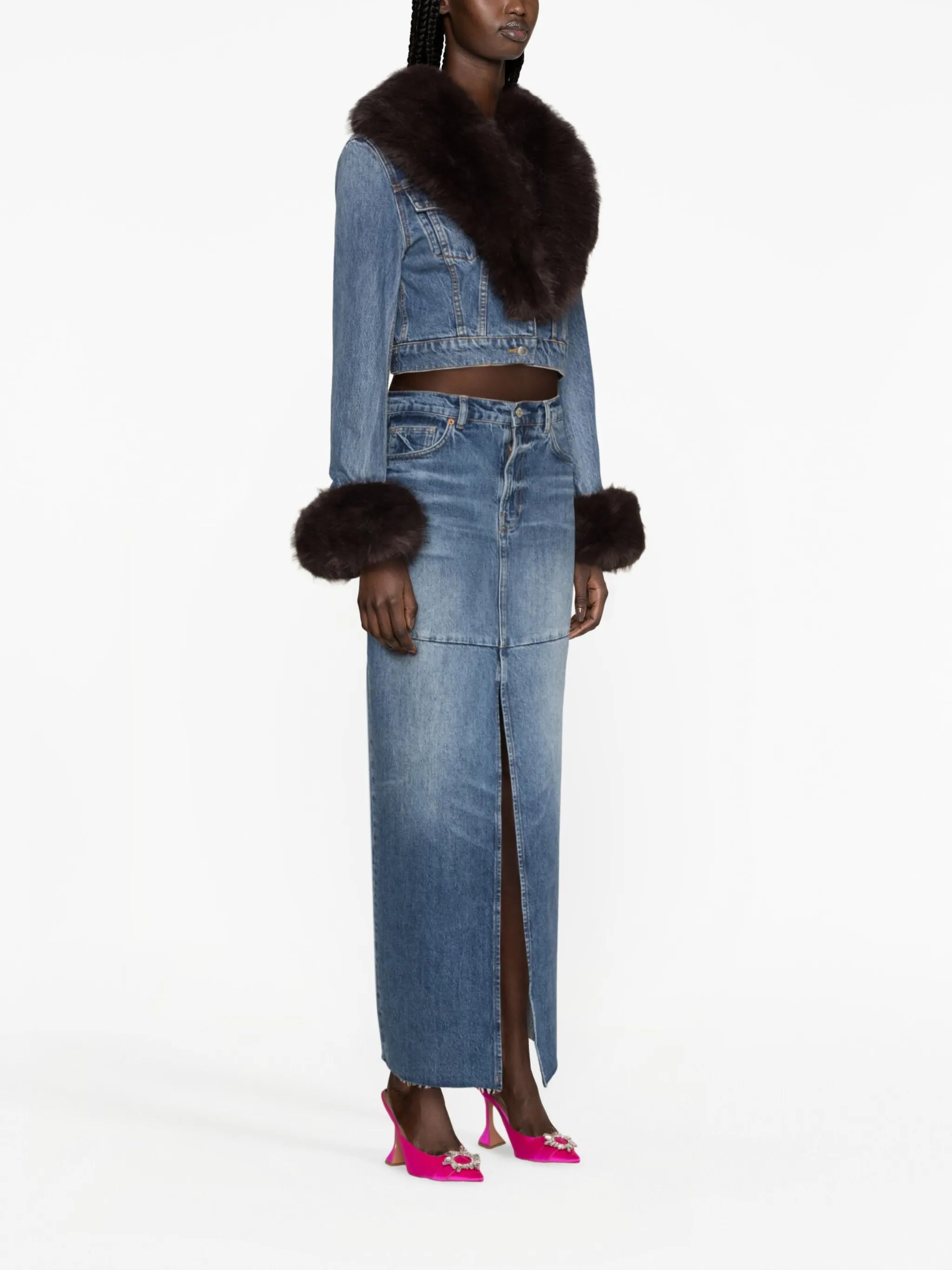 faux-fur collar denim jacket