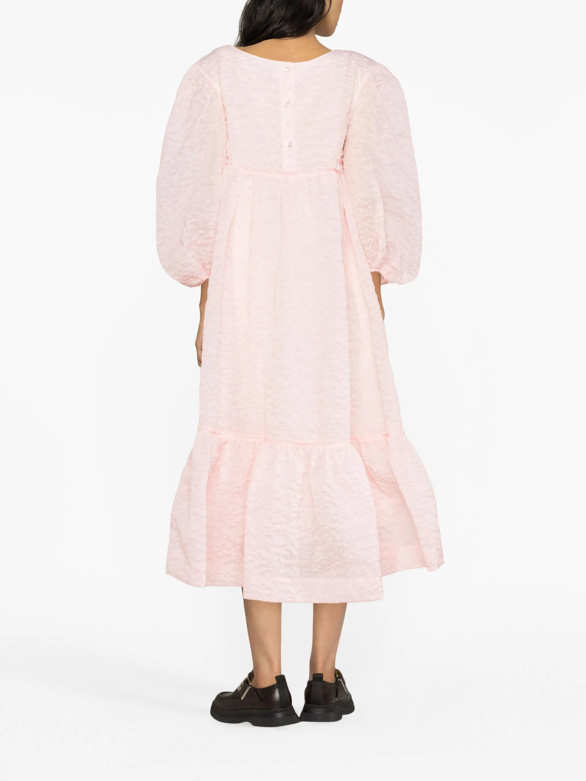puff-sleeve matelassé dress