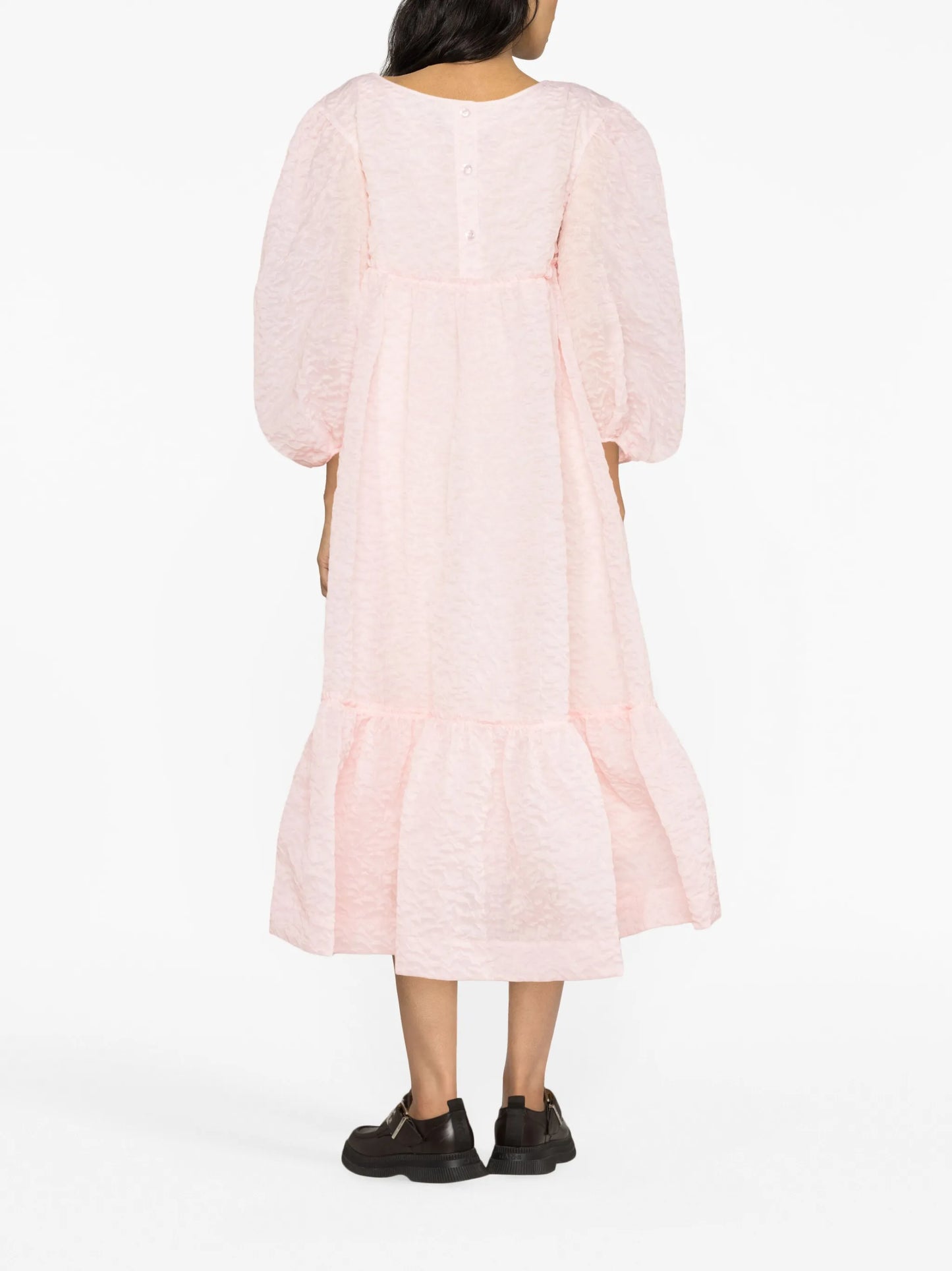 puff-sleeve matelassé dress