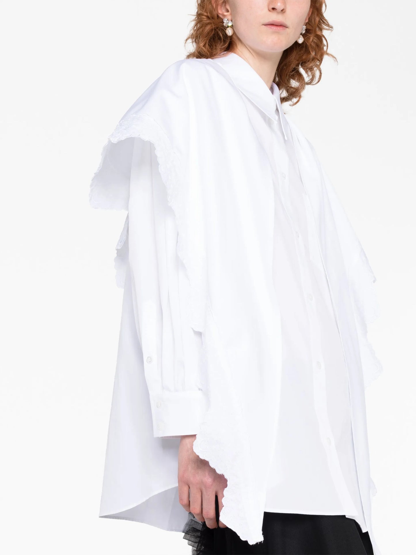 pointed collar embroidered shirt