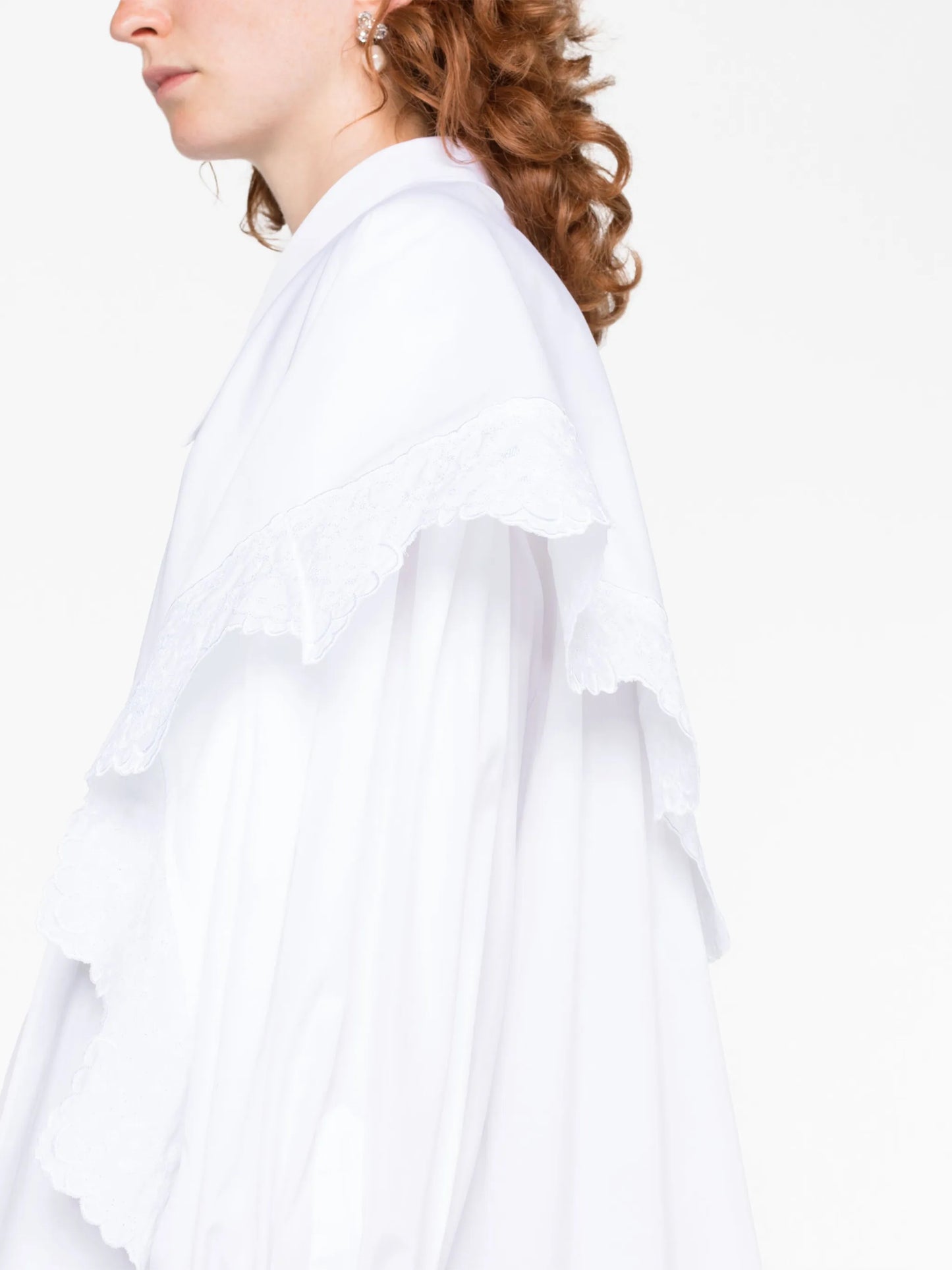 pointed collar embroidered shirt