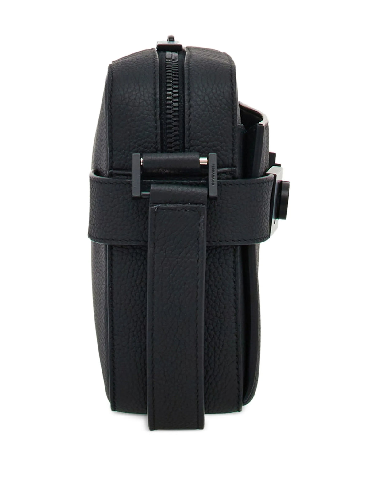 east-west crossbody bag with Hug buckle