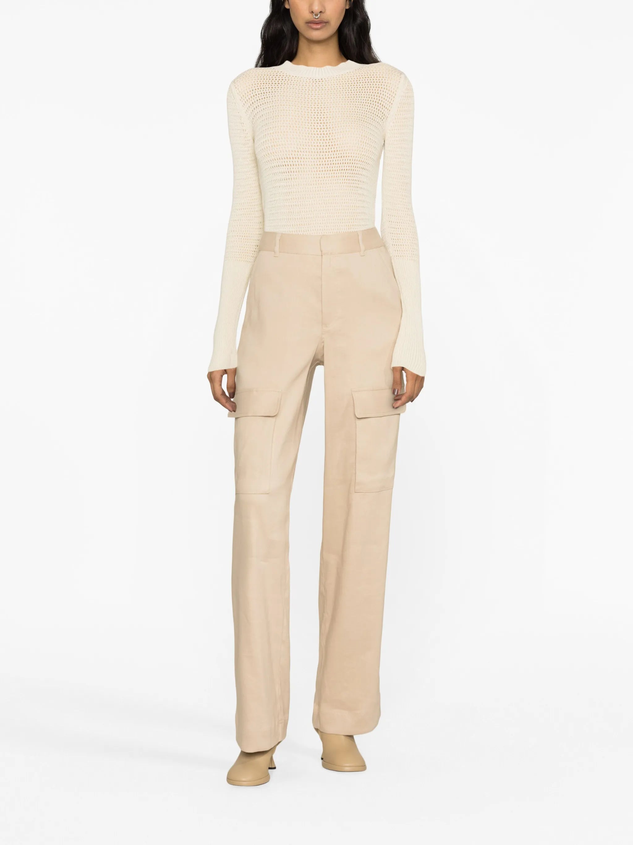 wide-leg cargo trousers