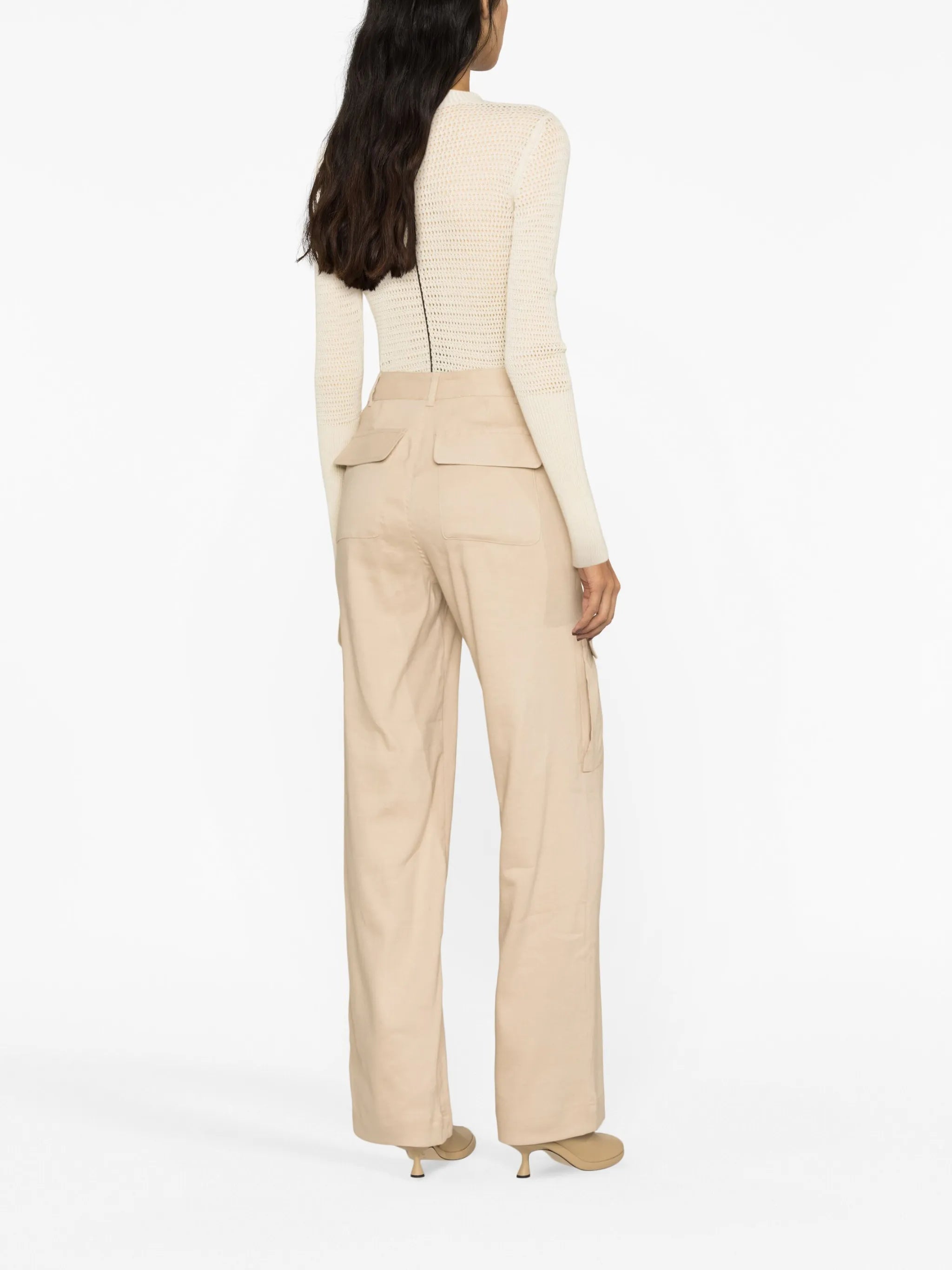 wide-leg cargo trousers