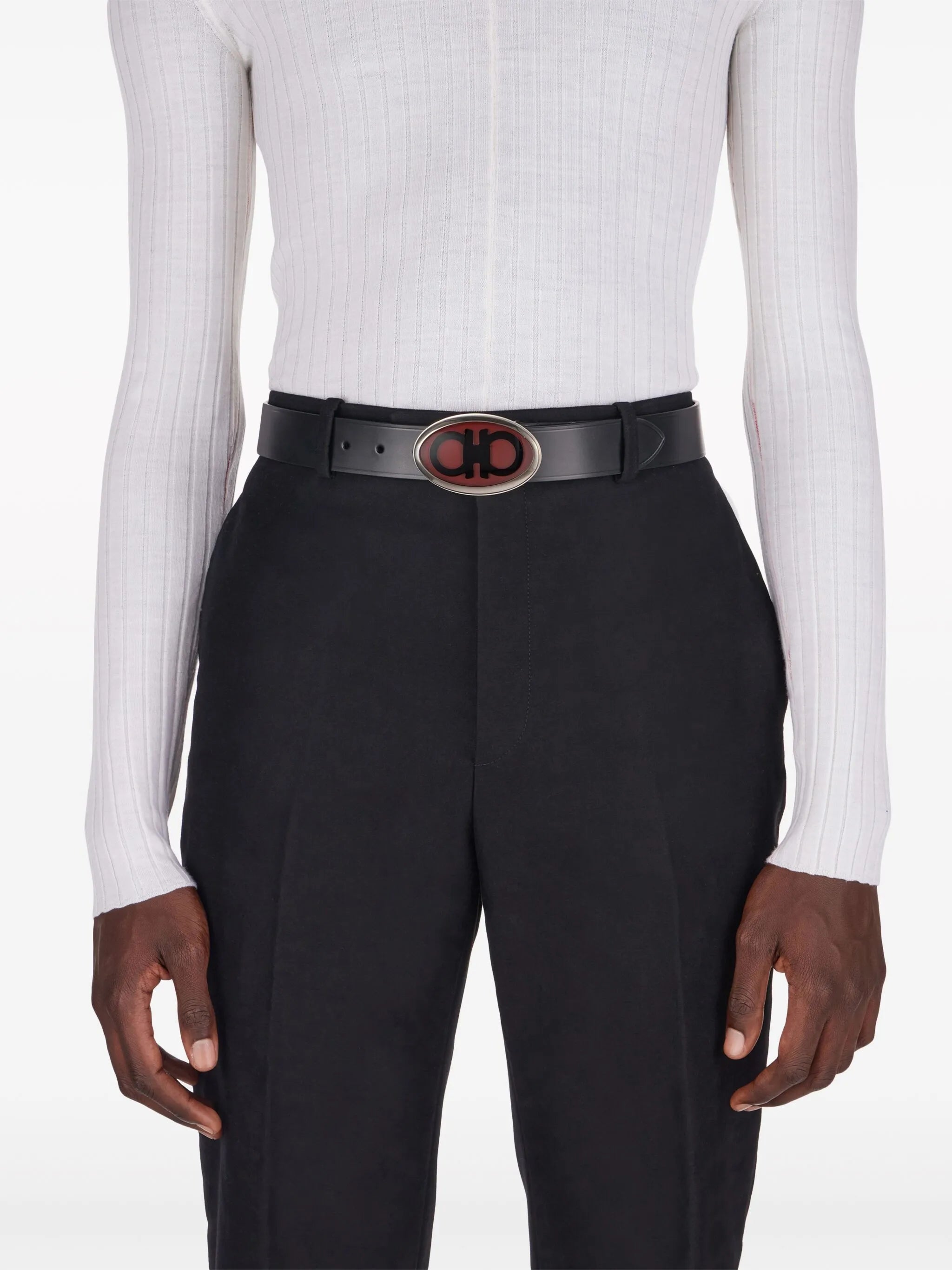 oval-shaped Gancini-buckle belt