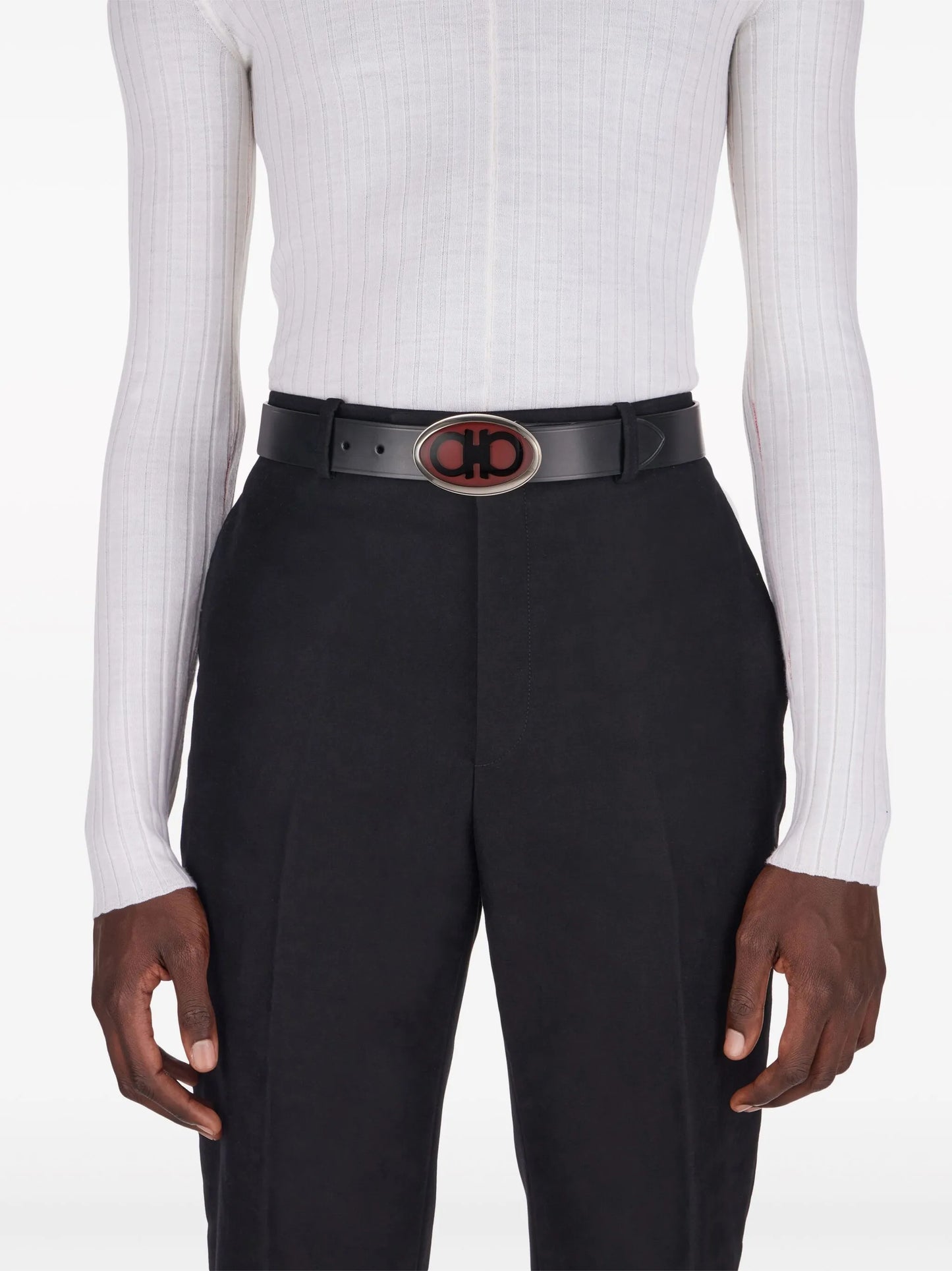 oval-shaped Gancini-buckle belt