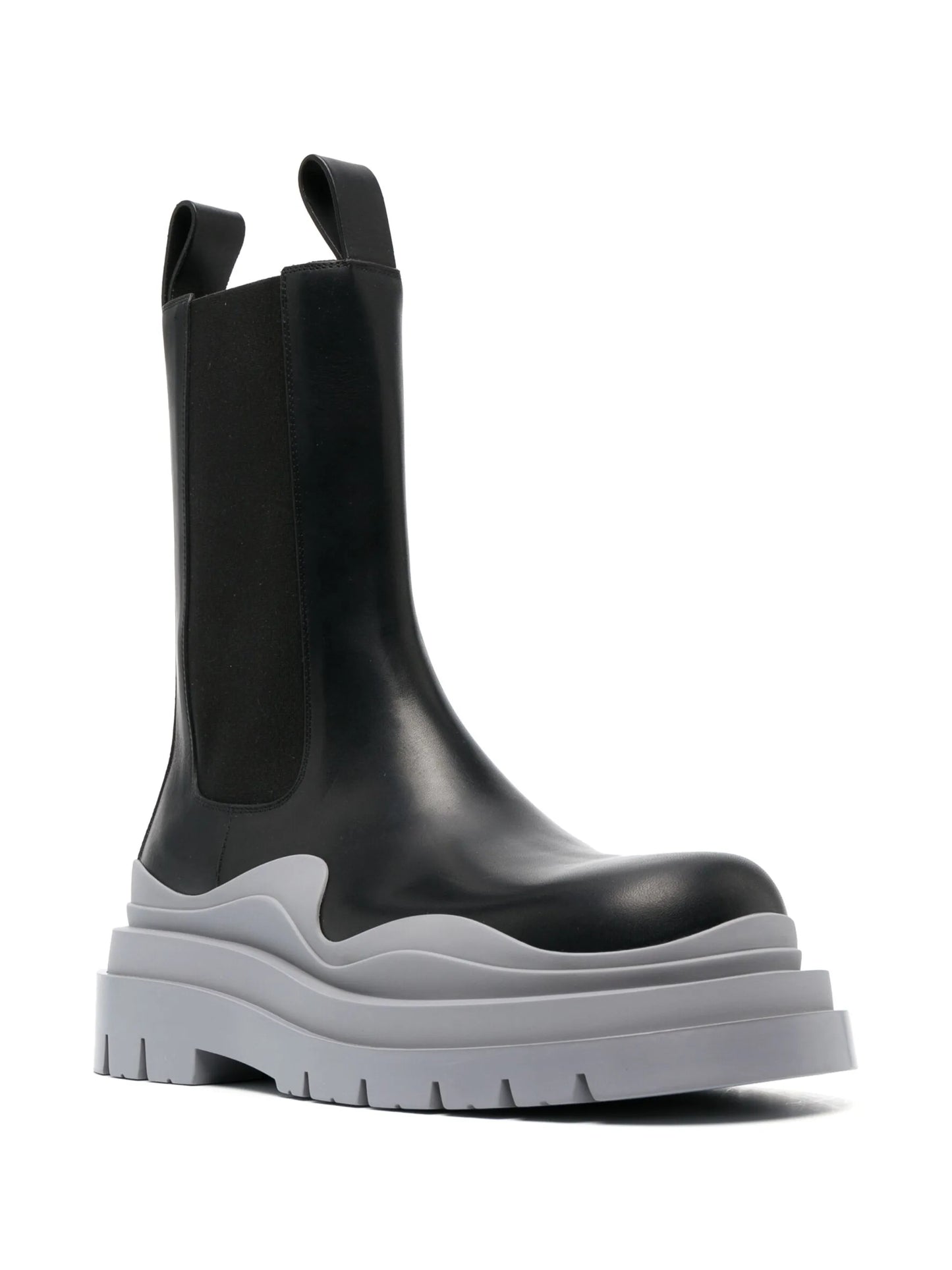 Tire Chelsea boots