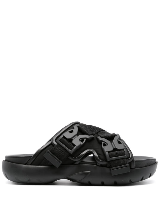 Snap sandals