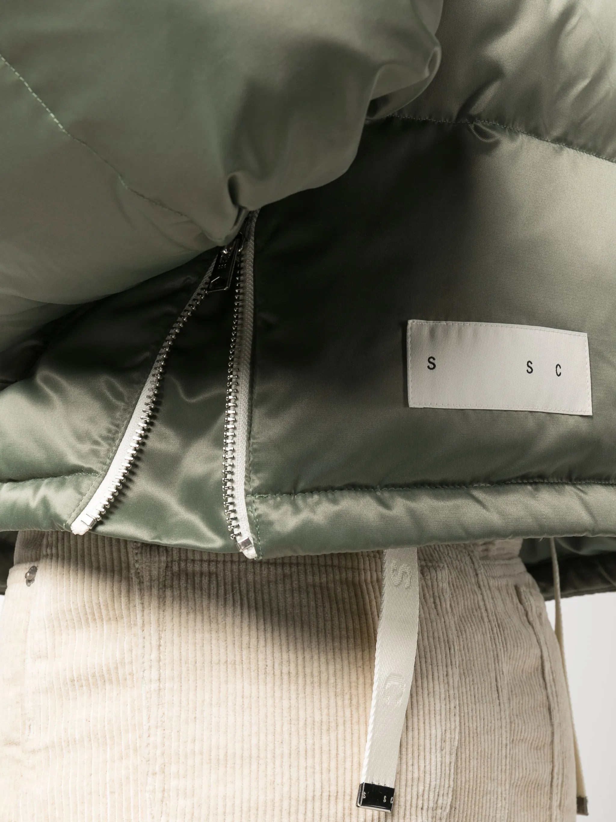 Willow Ama cropped puffer jacket