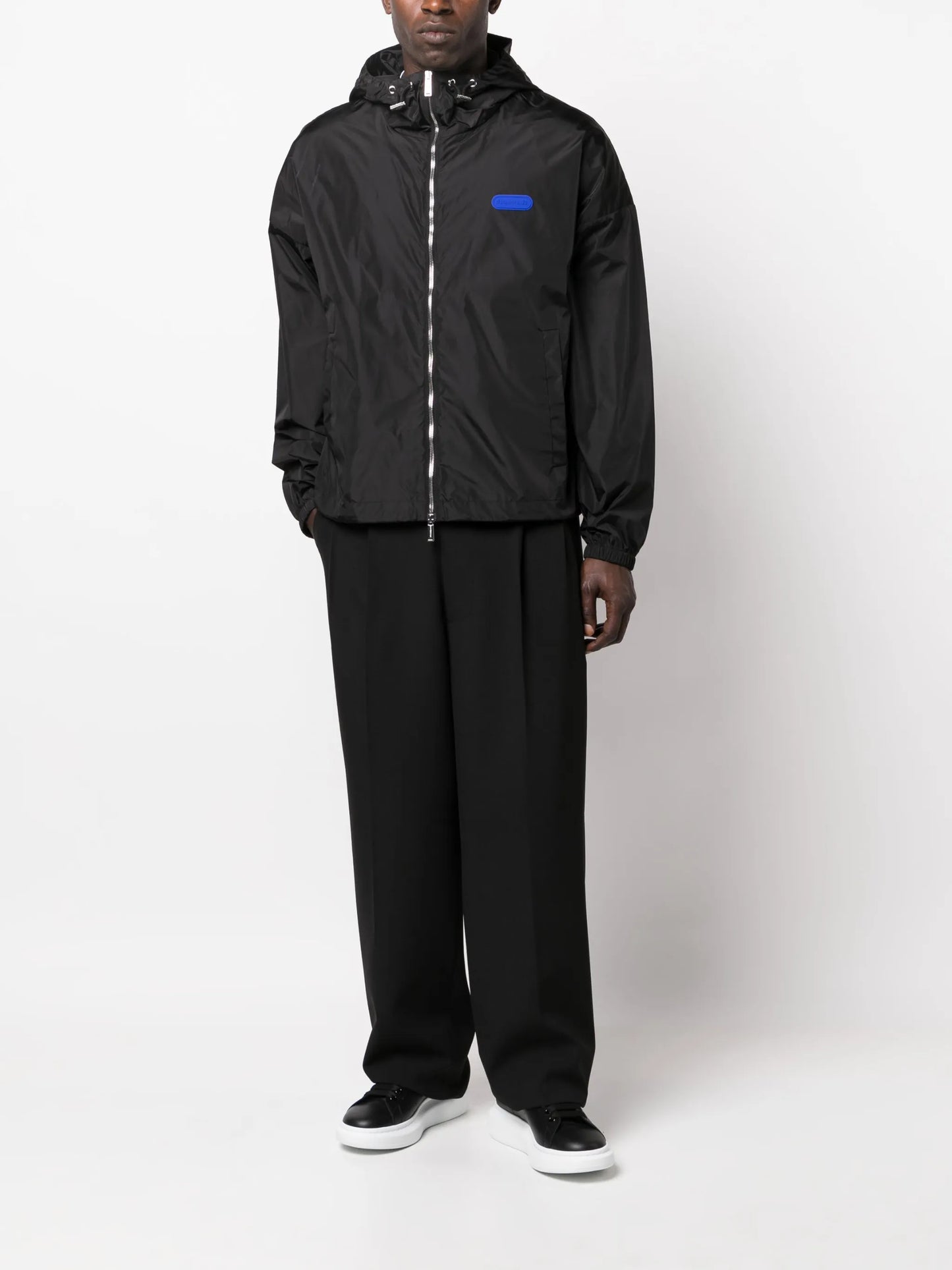 logo-patch hooded windbreaker jacket
