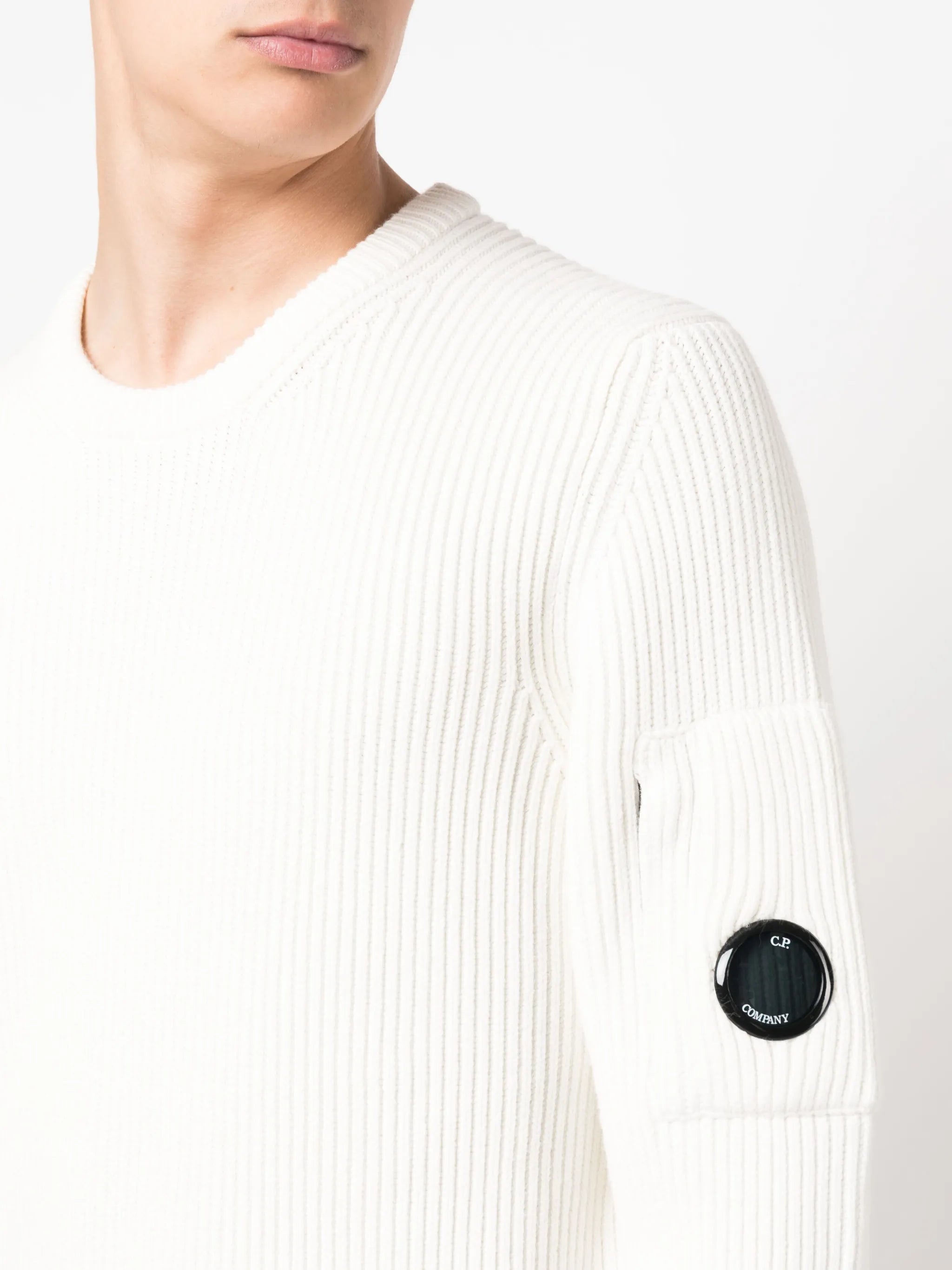 Lens-detail ribbed jumper