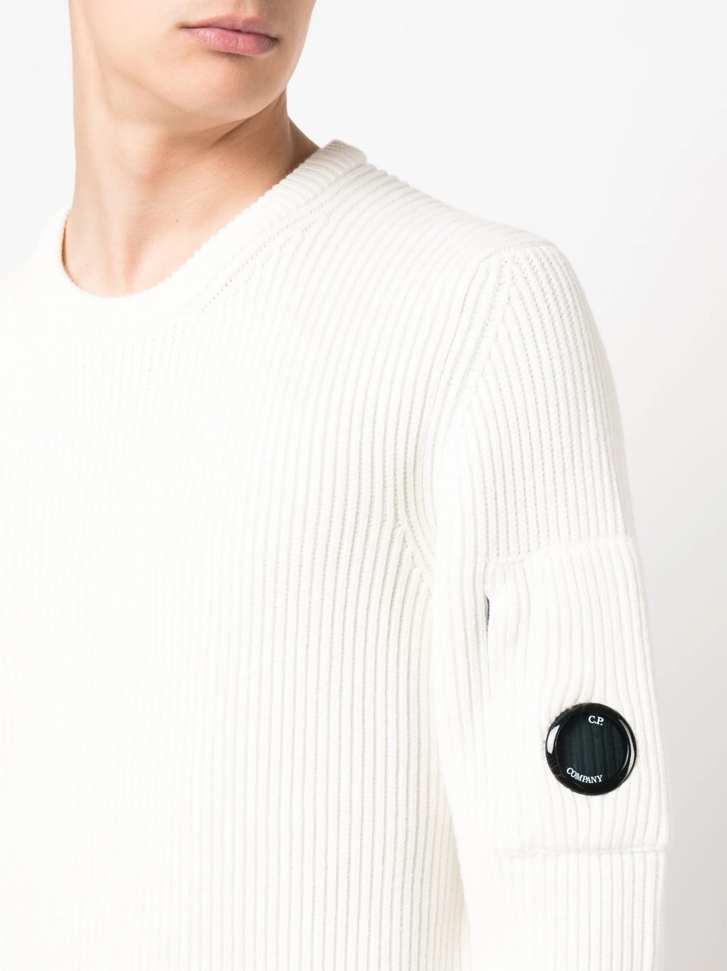 Lens-detail ribbed jumper