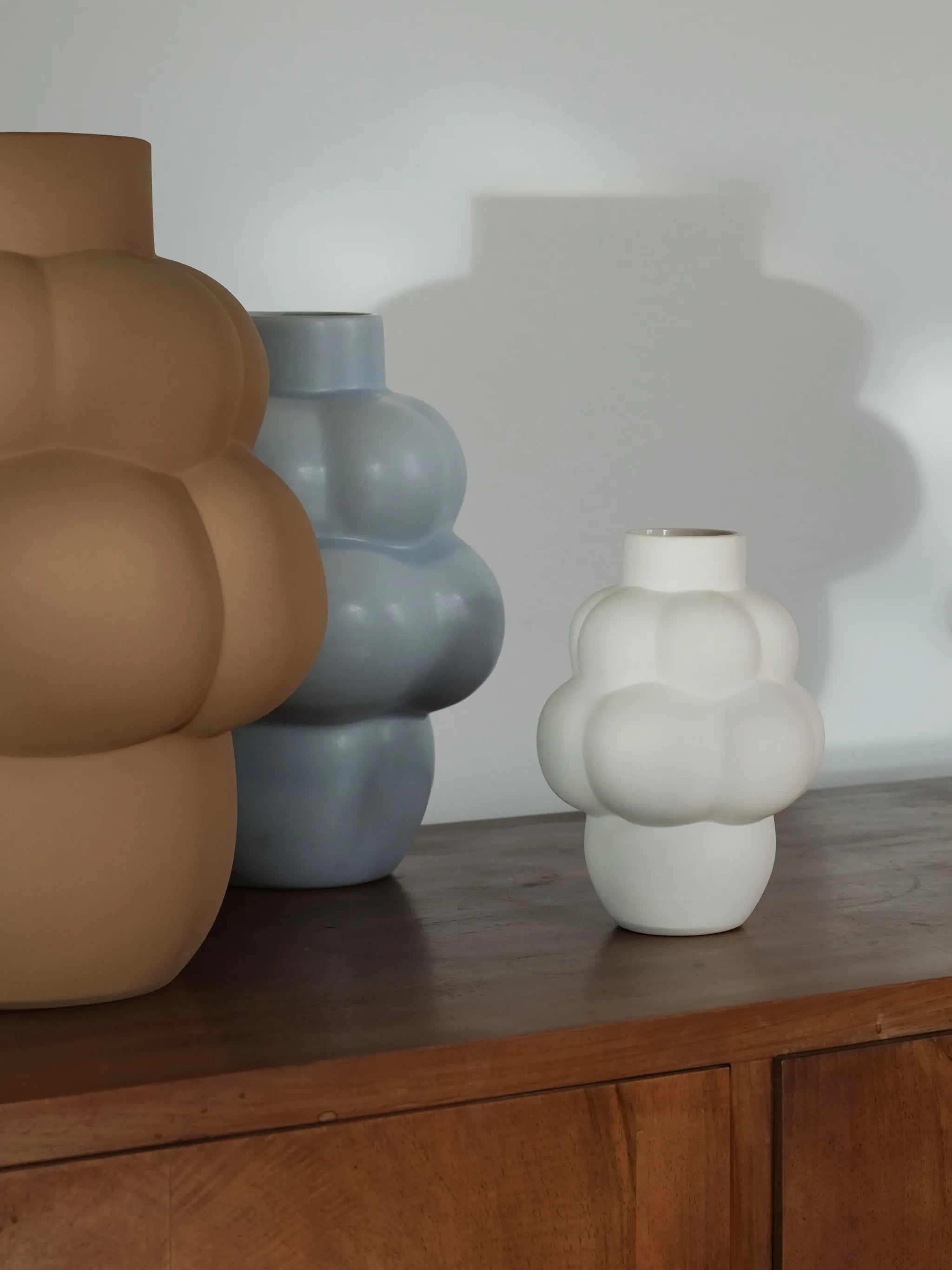 Balloon 04 ceramic petit vase (22cm)