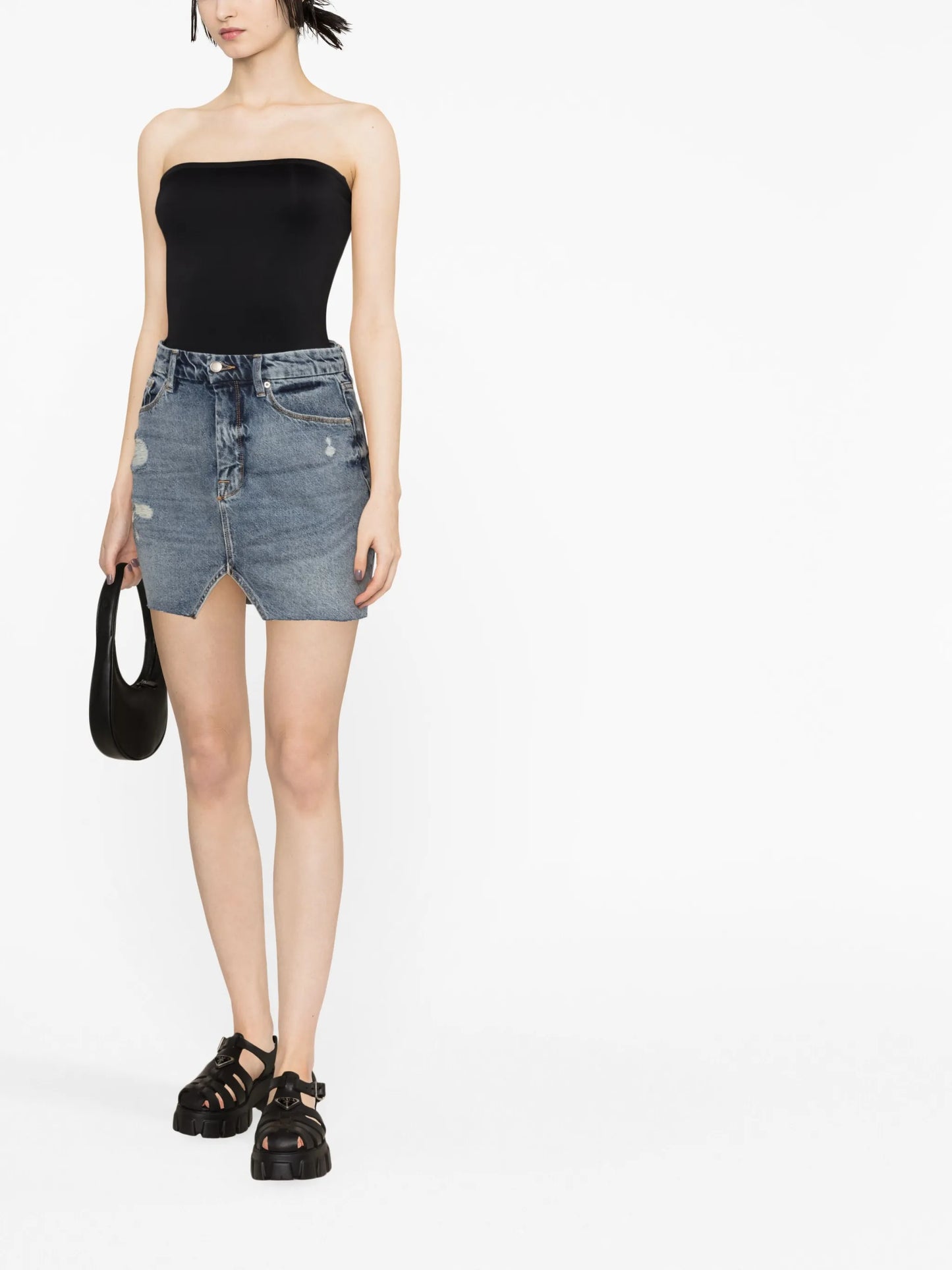 square-neck sleeveless bodysuit