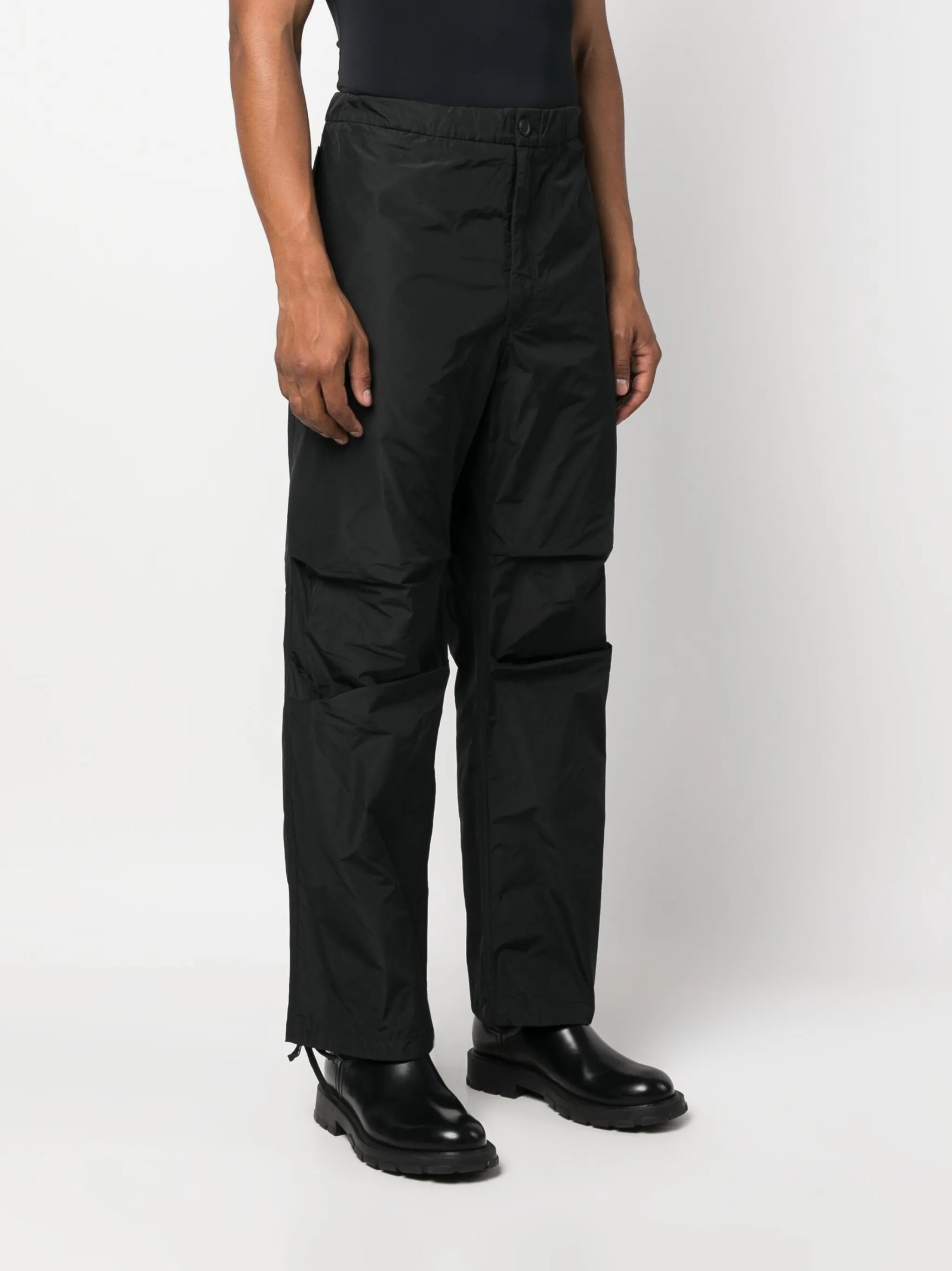 mid-rise straight-leg trousers