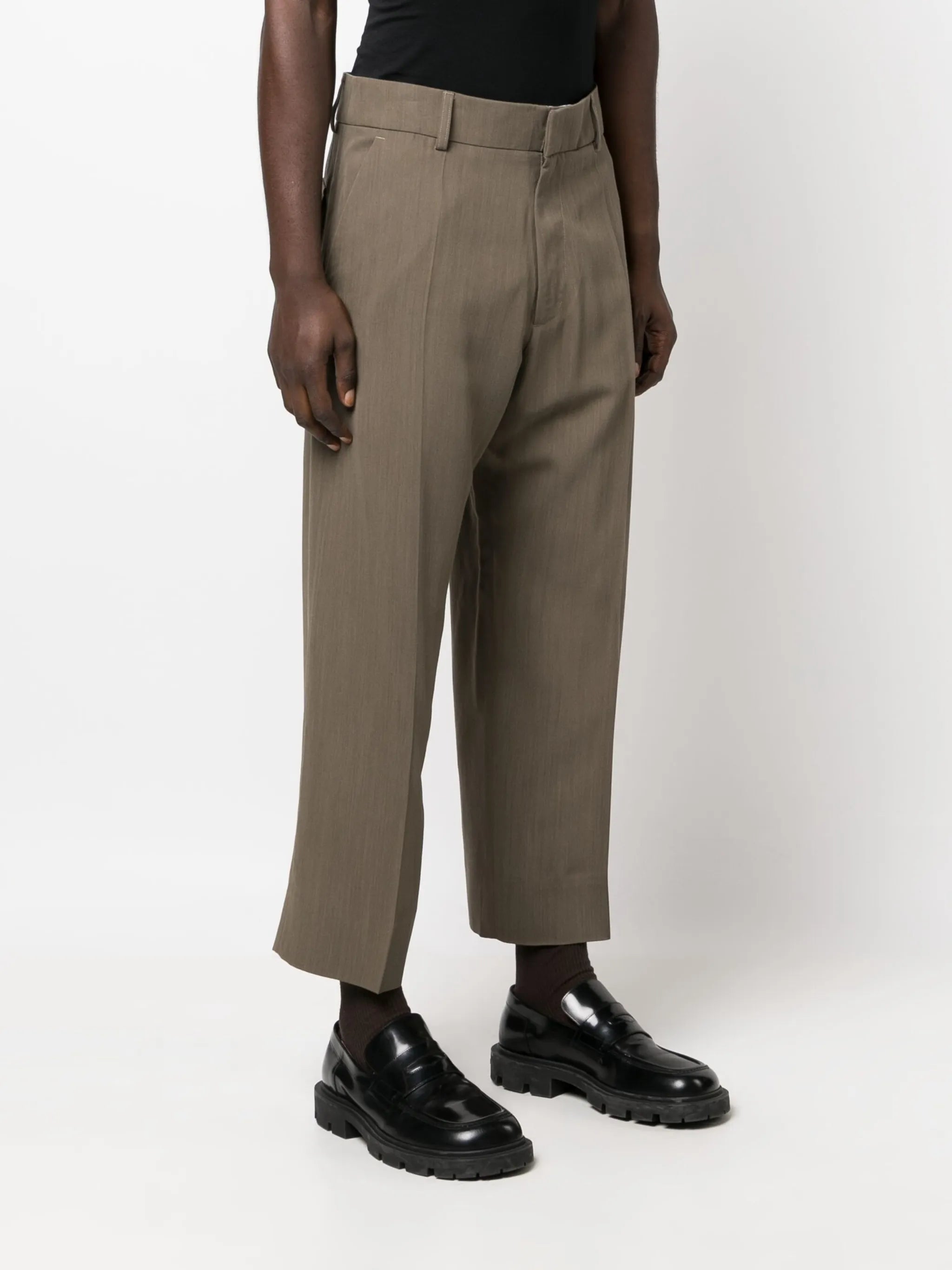 pleat-detailing cropped trousers