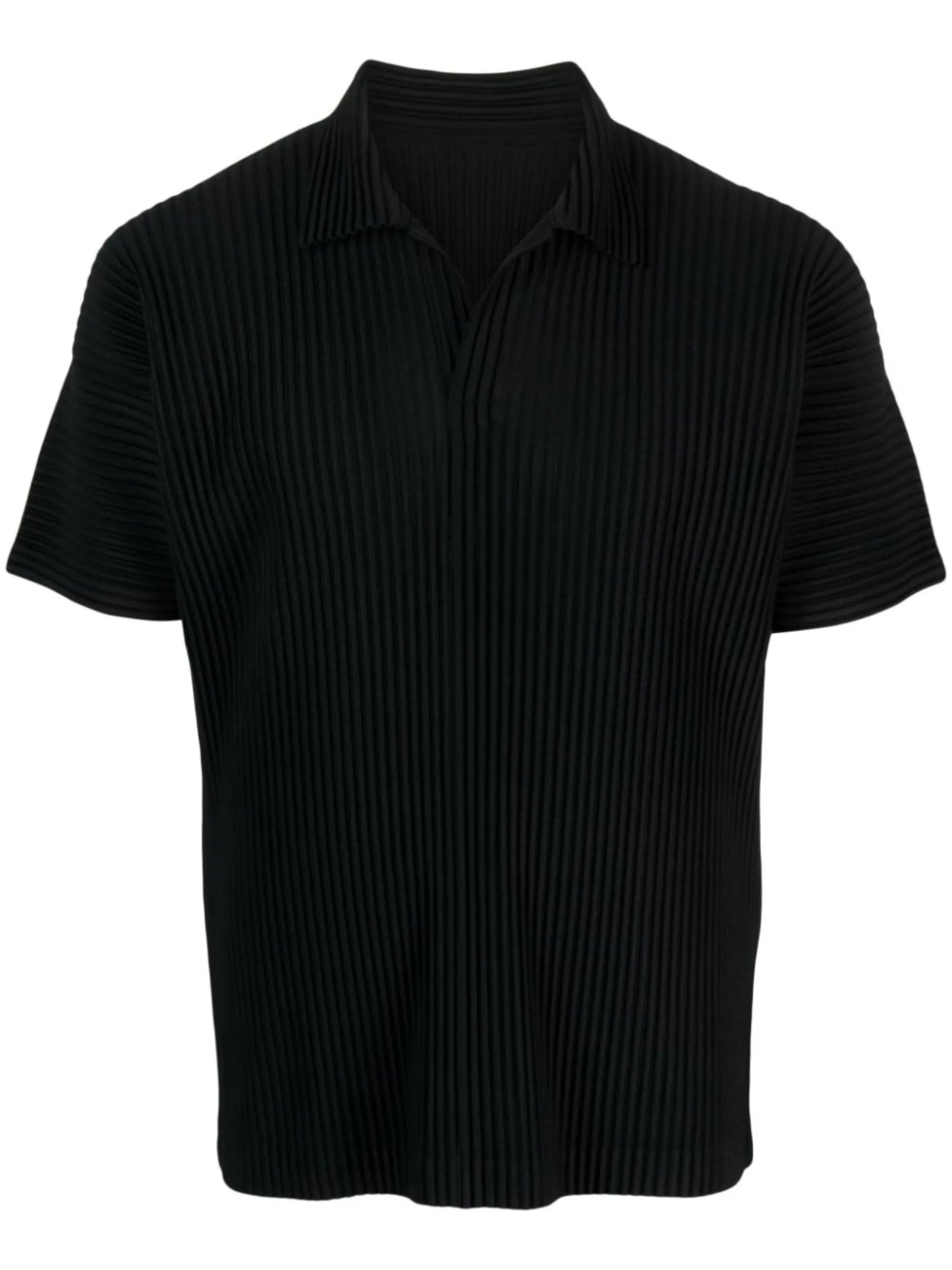short-sleeved pleated polo shirt