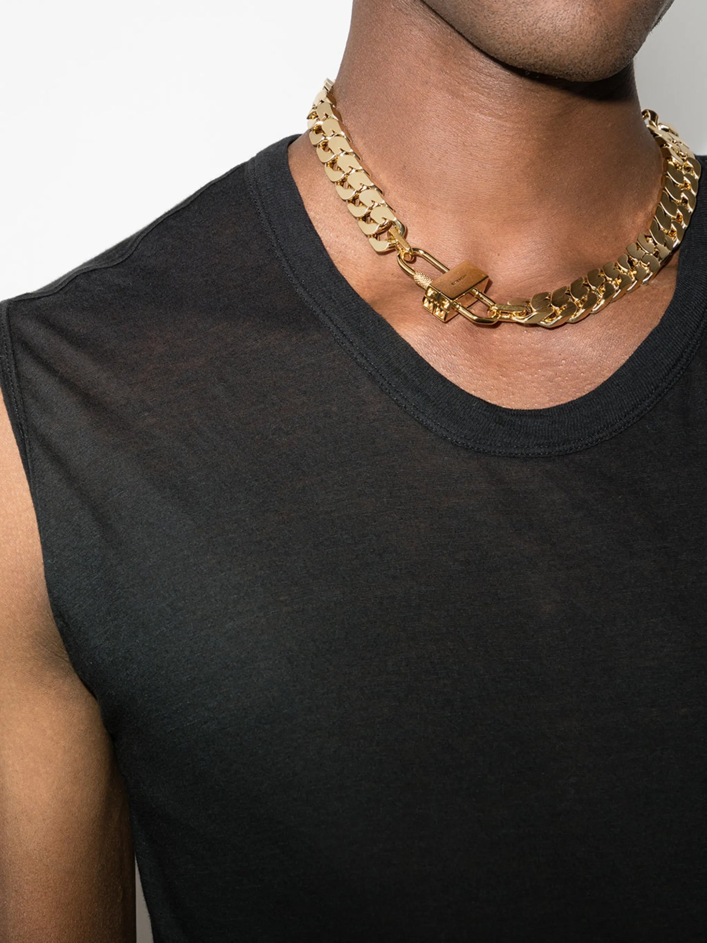 G Chain necklace