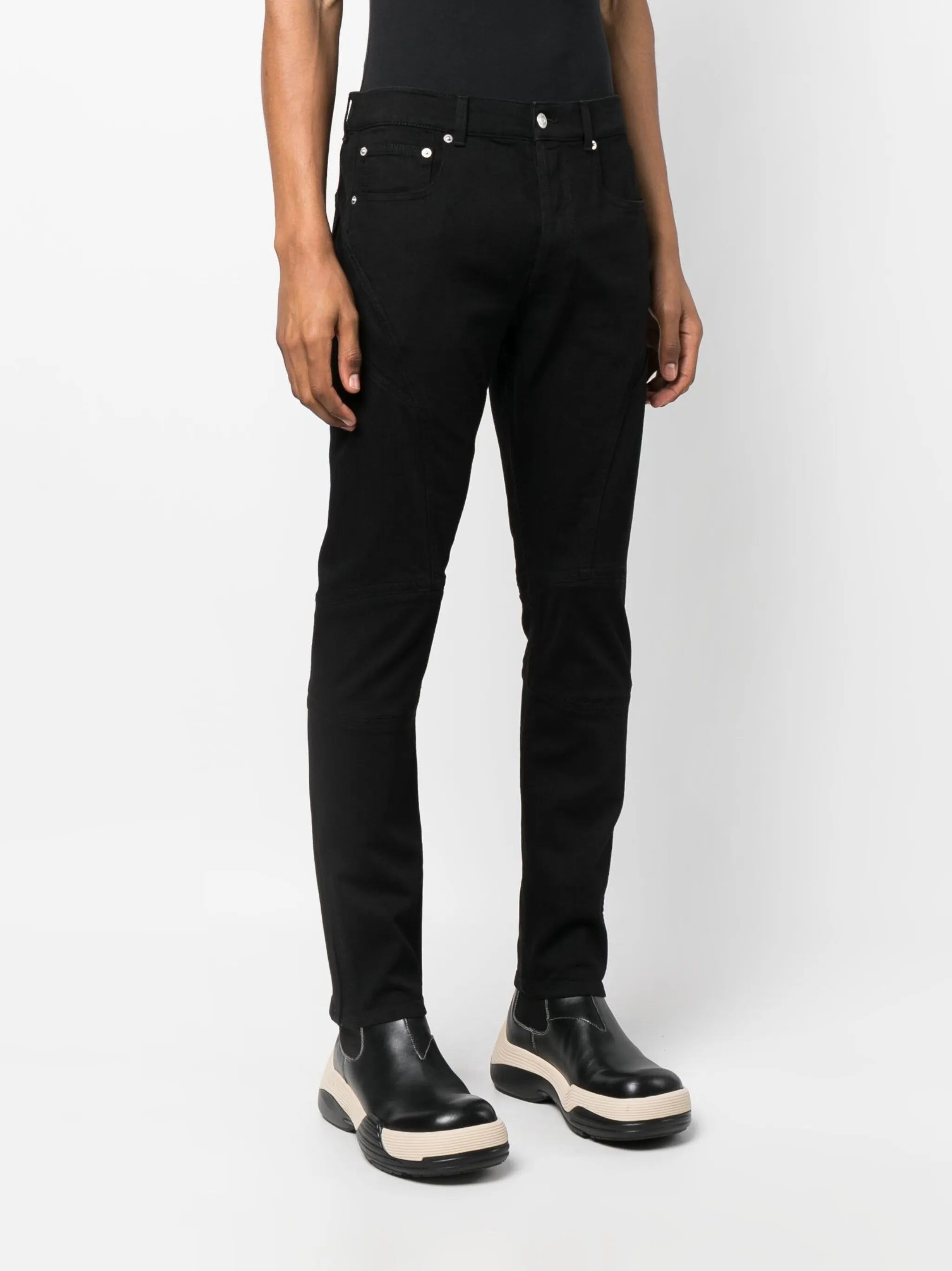 mid-rise skinny jeans