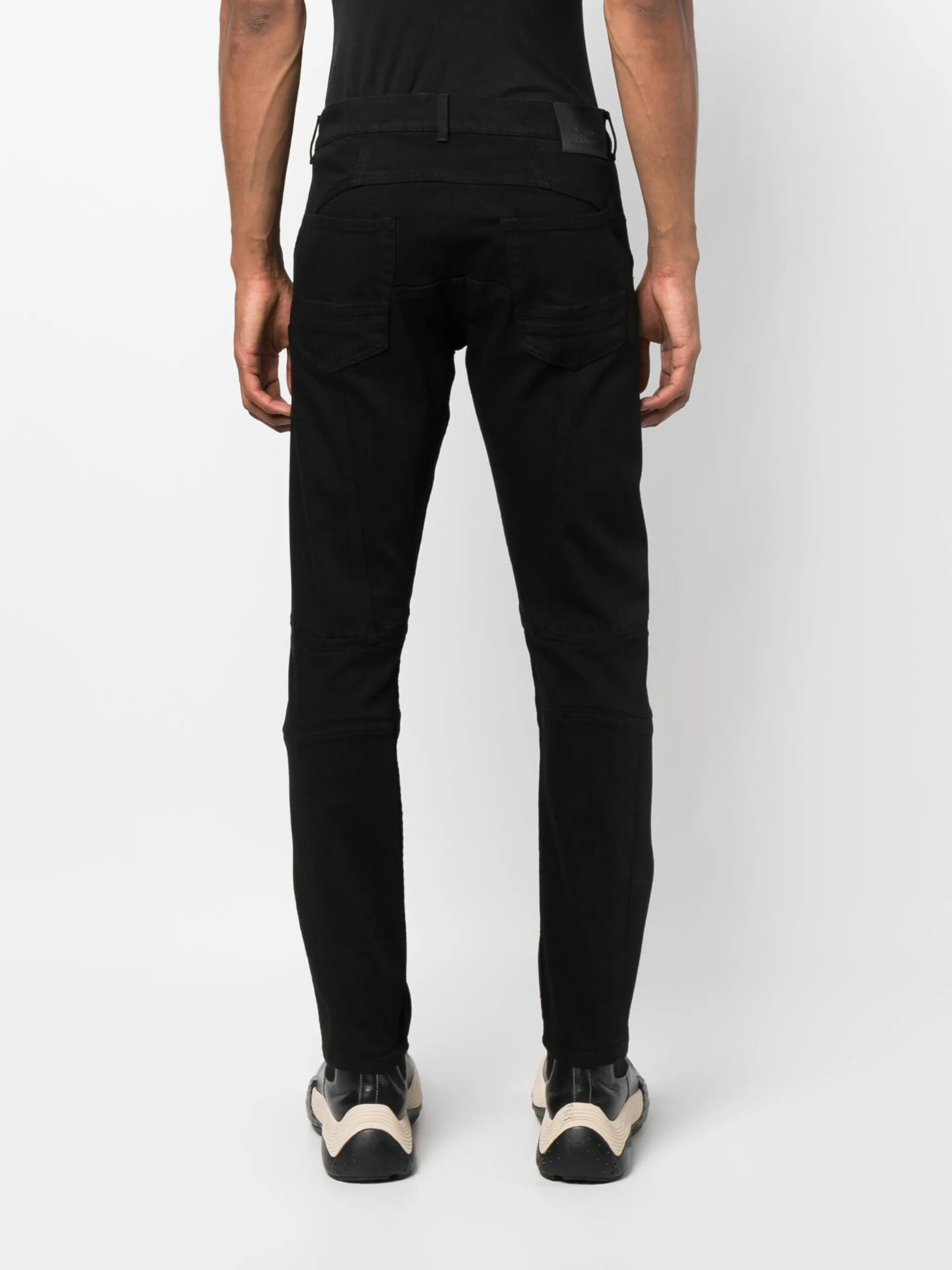 mid-rise skinny jeans