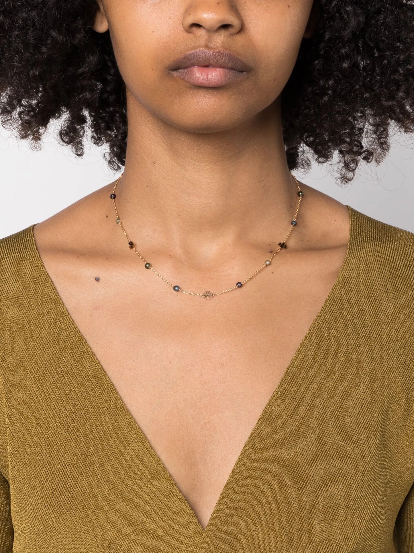 Kira Pearl Delicate necklace