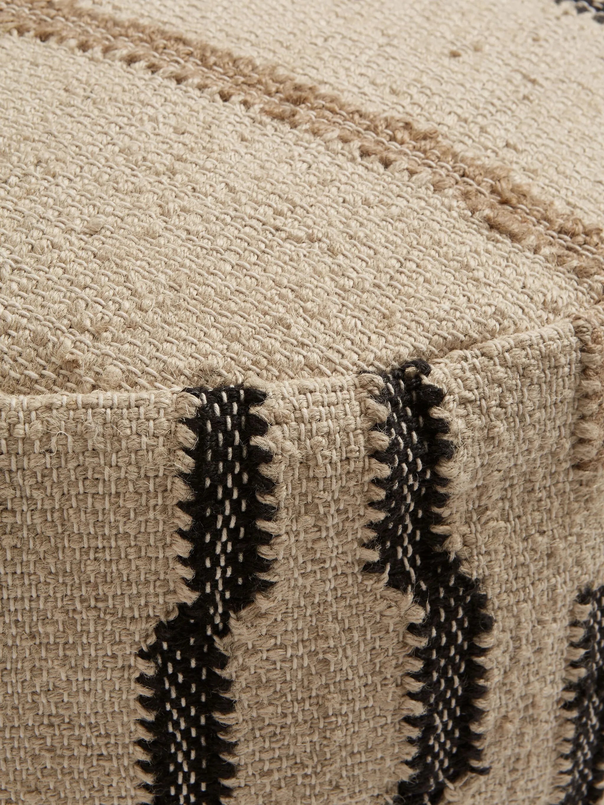Mallaig round floor cushion