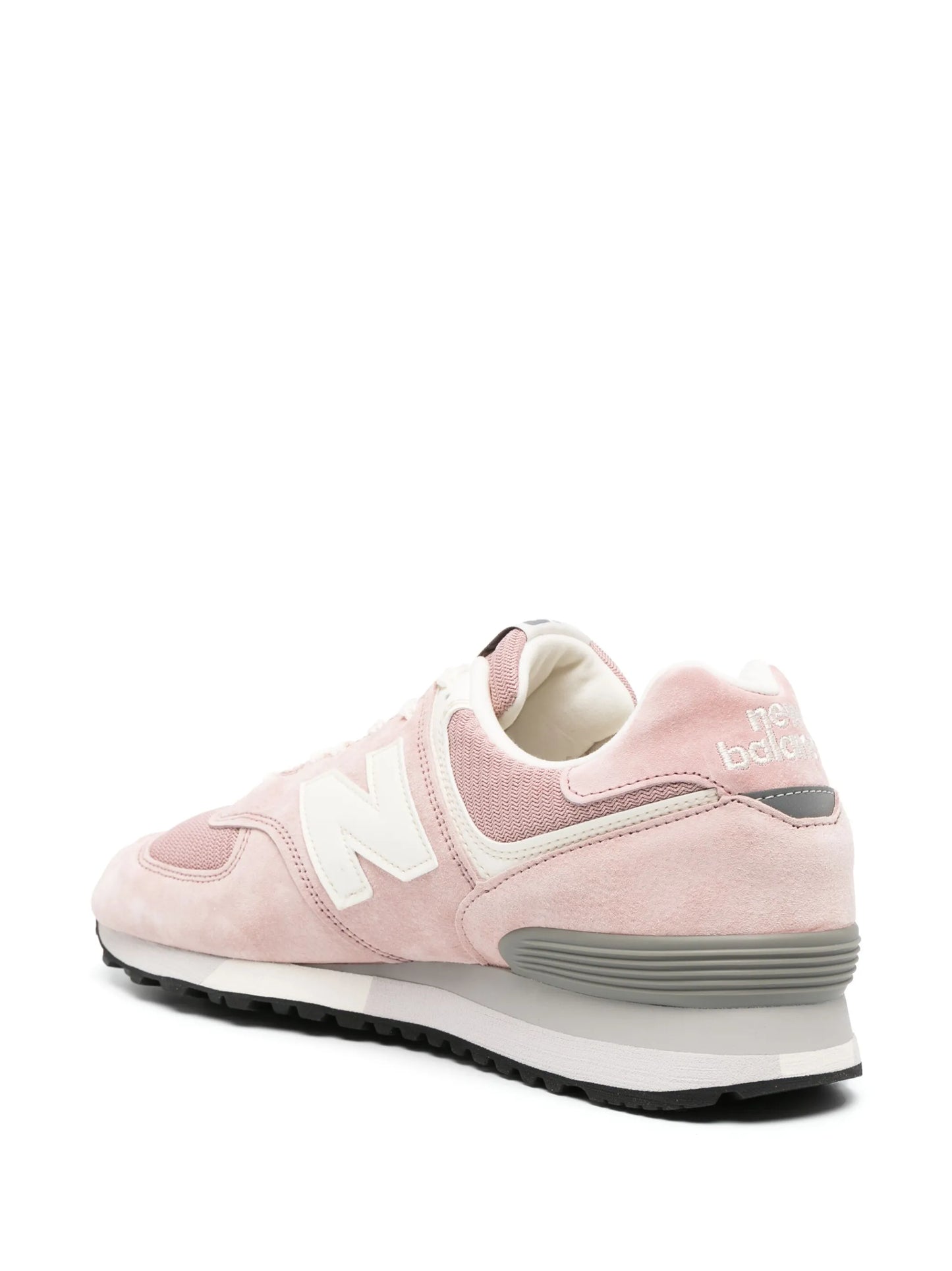 576 low-top sneakers