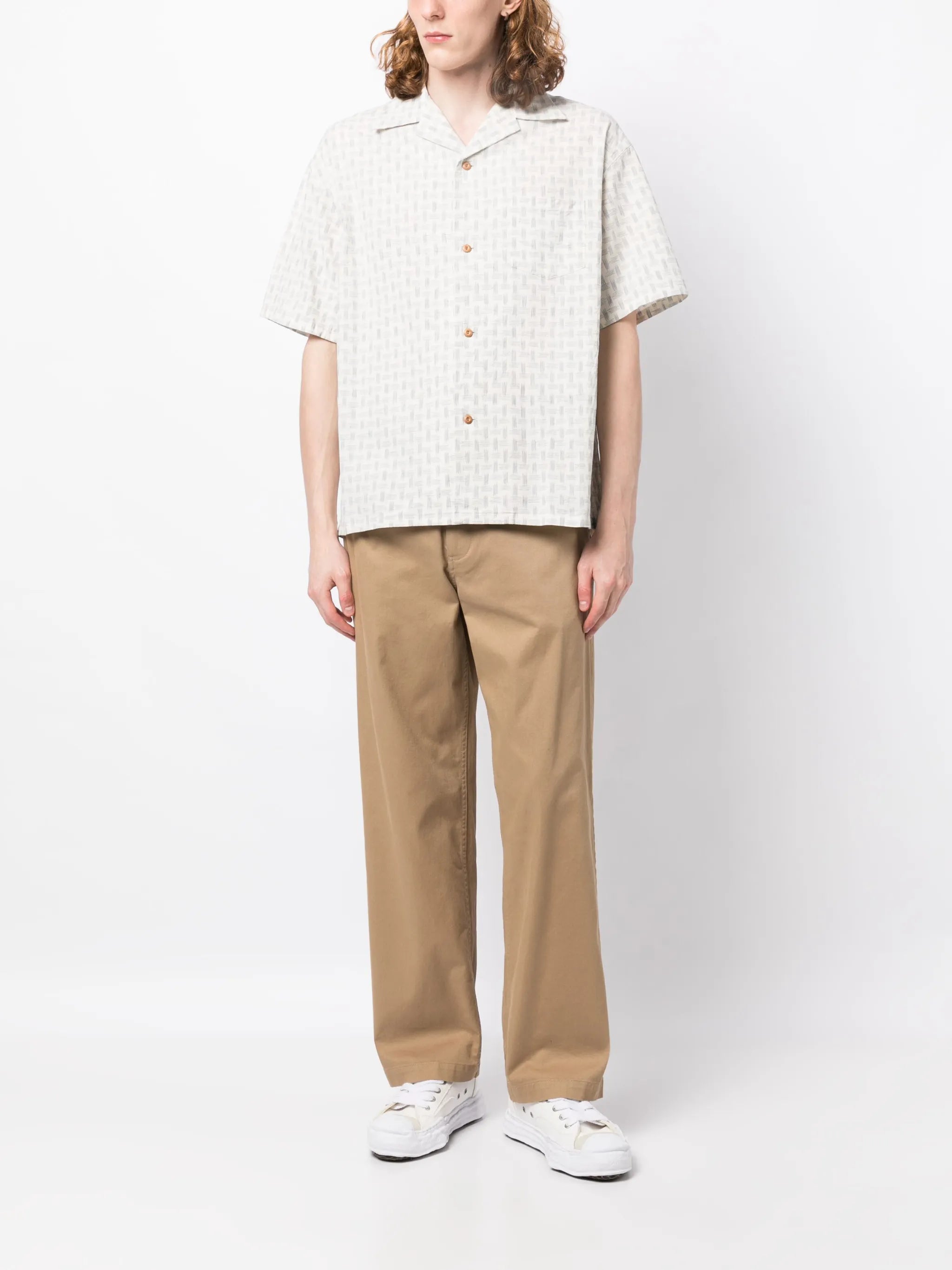 graphic-print short-sleeve shirt