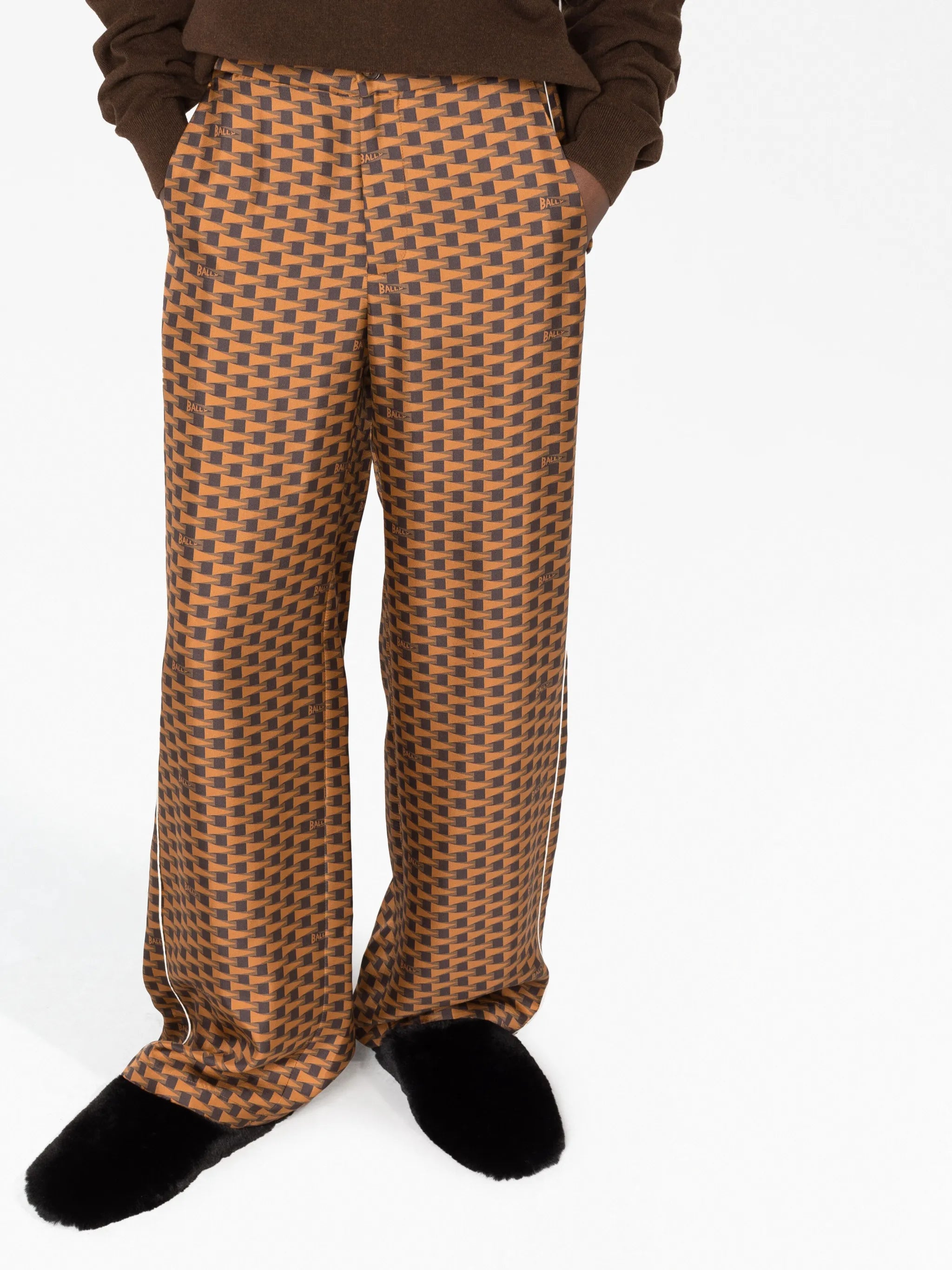 Pennant-print wide-leg trousers