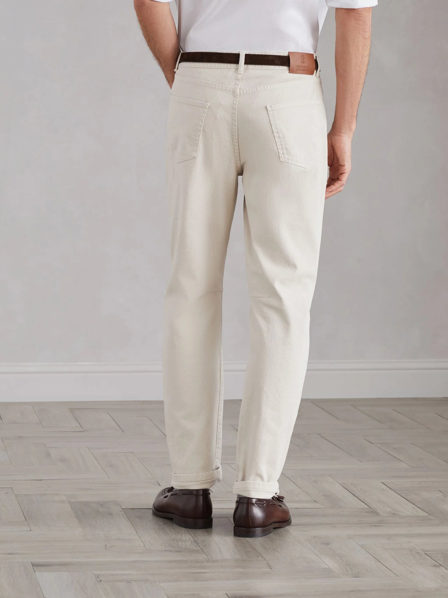 mid-rise straight-leg jeans
