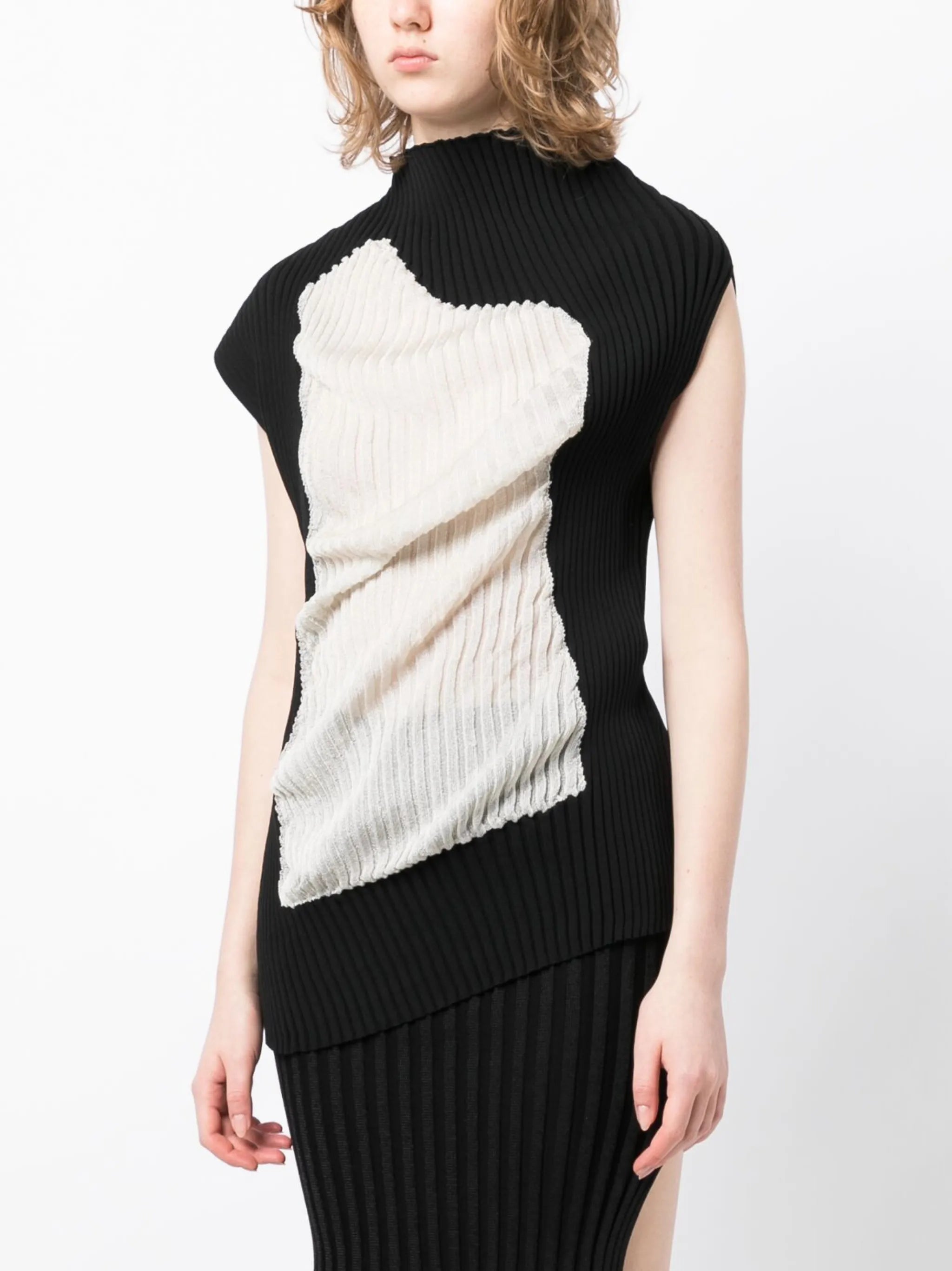 asymmetric ribbed-knit top