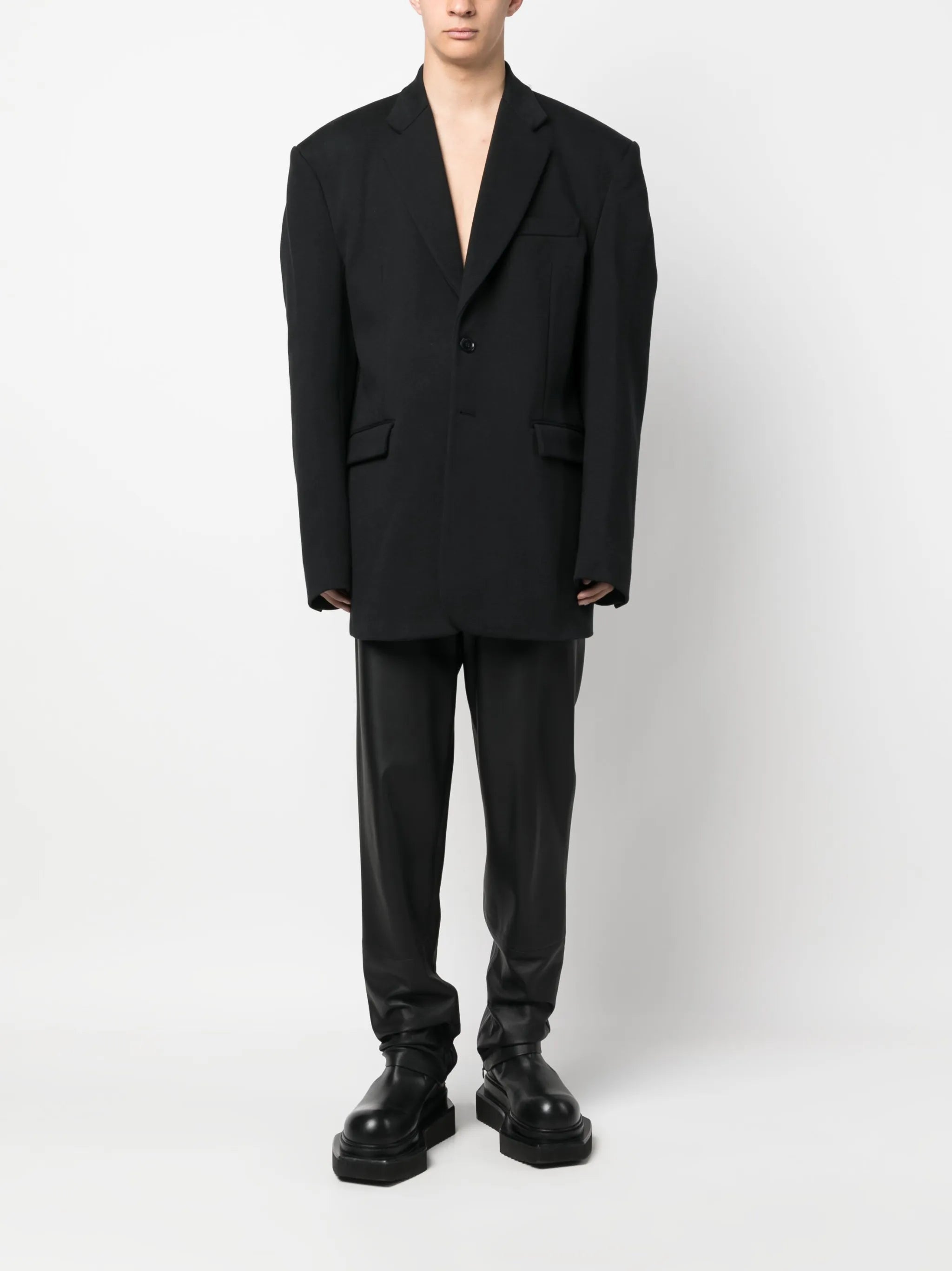 single-breasted tailored blazer