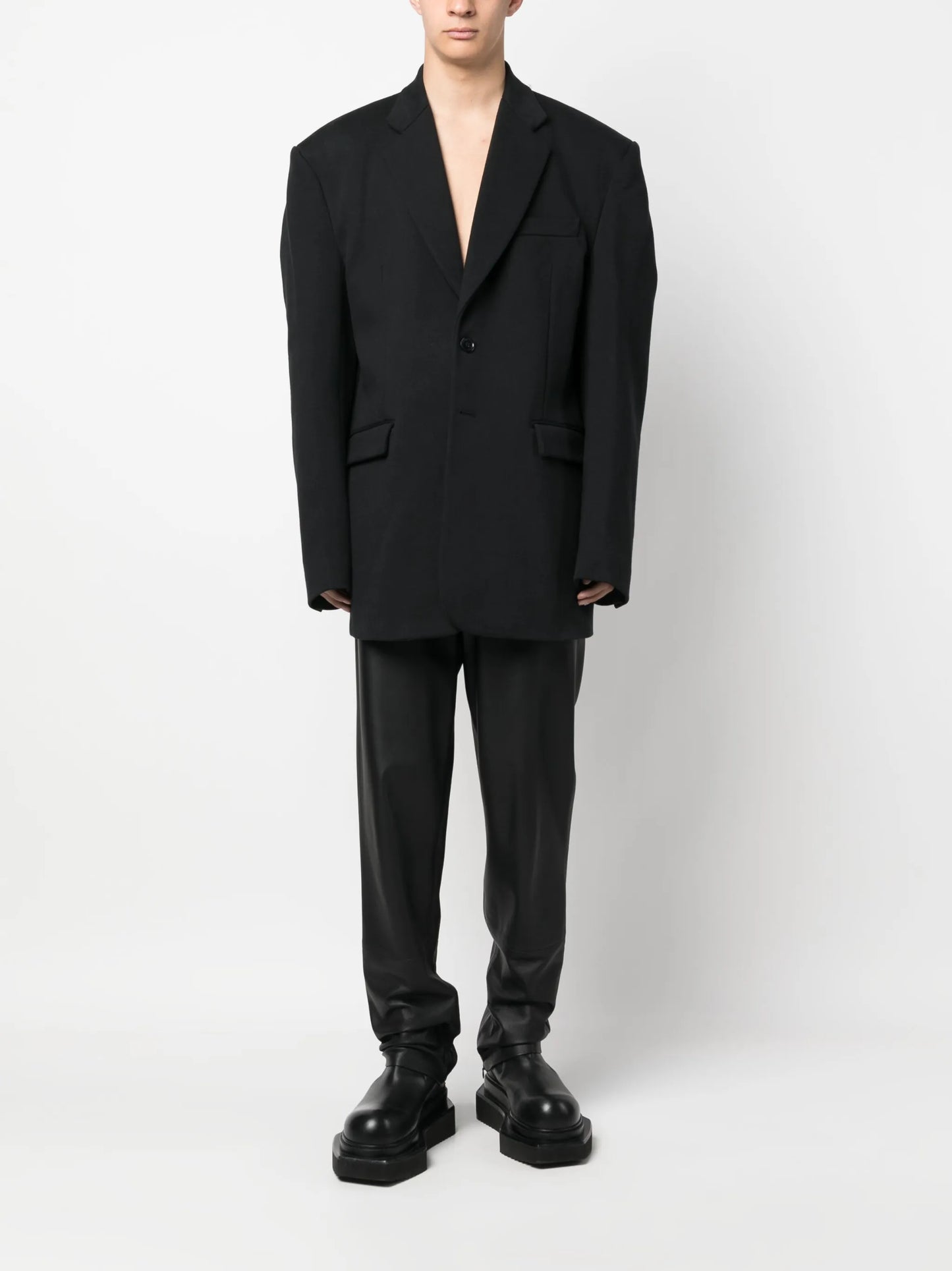 single-breasted tailored blazer
