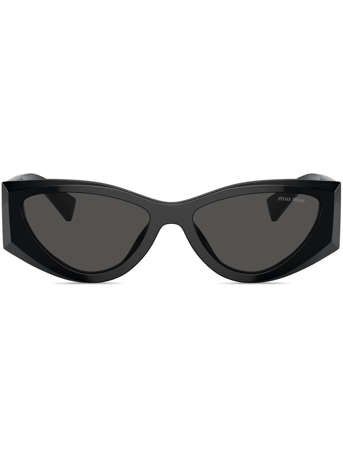 cat-eye frame tinted-lenses sunglasses