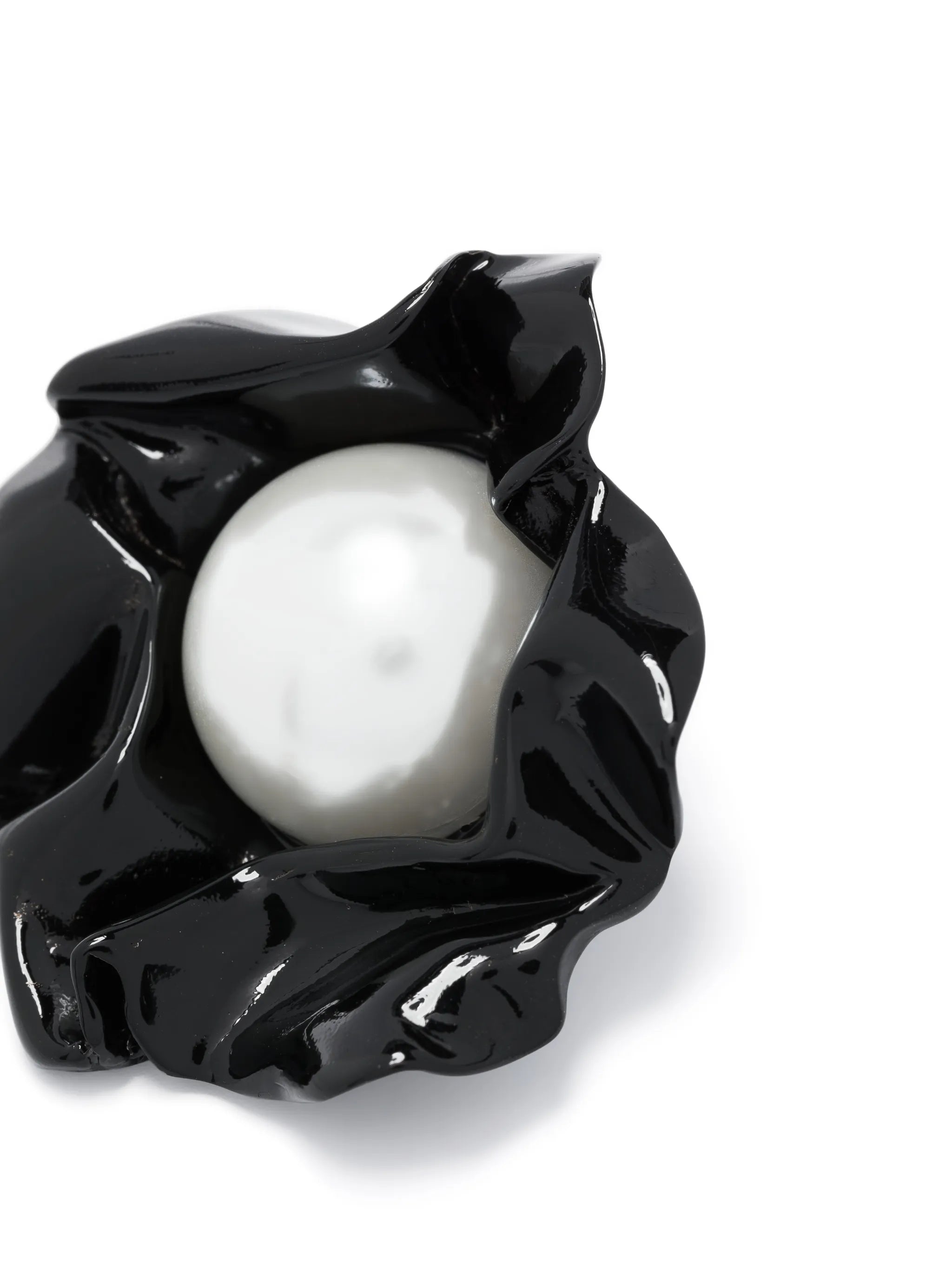 Titania pearl earrings