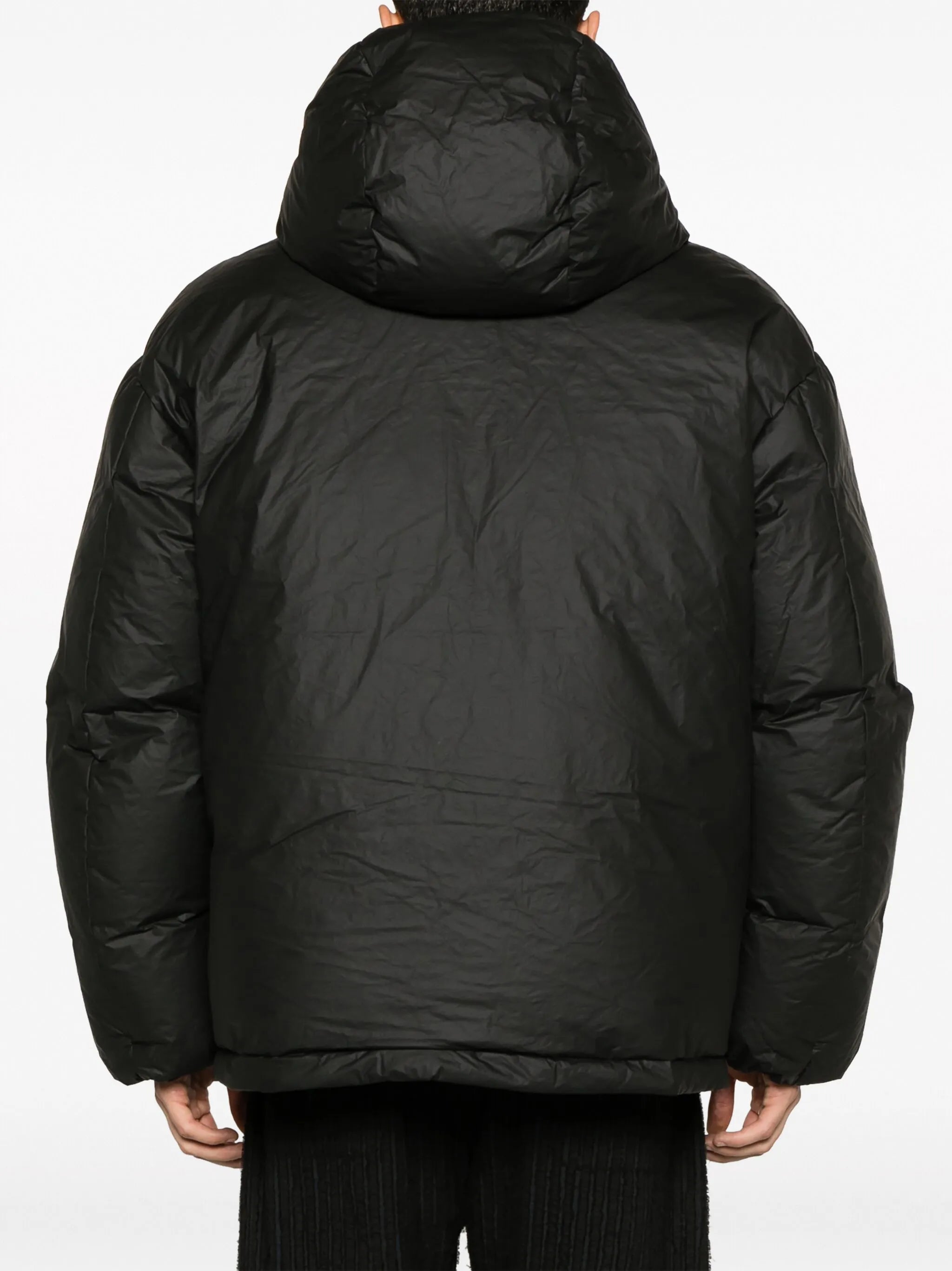 Latch down jacket