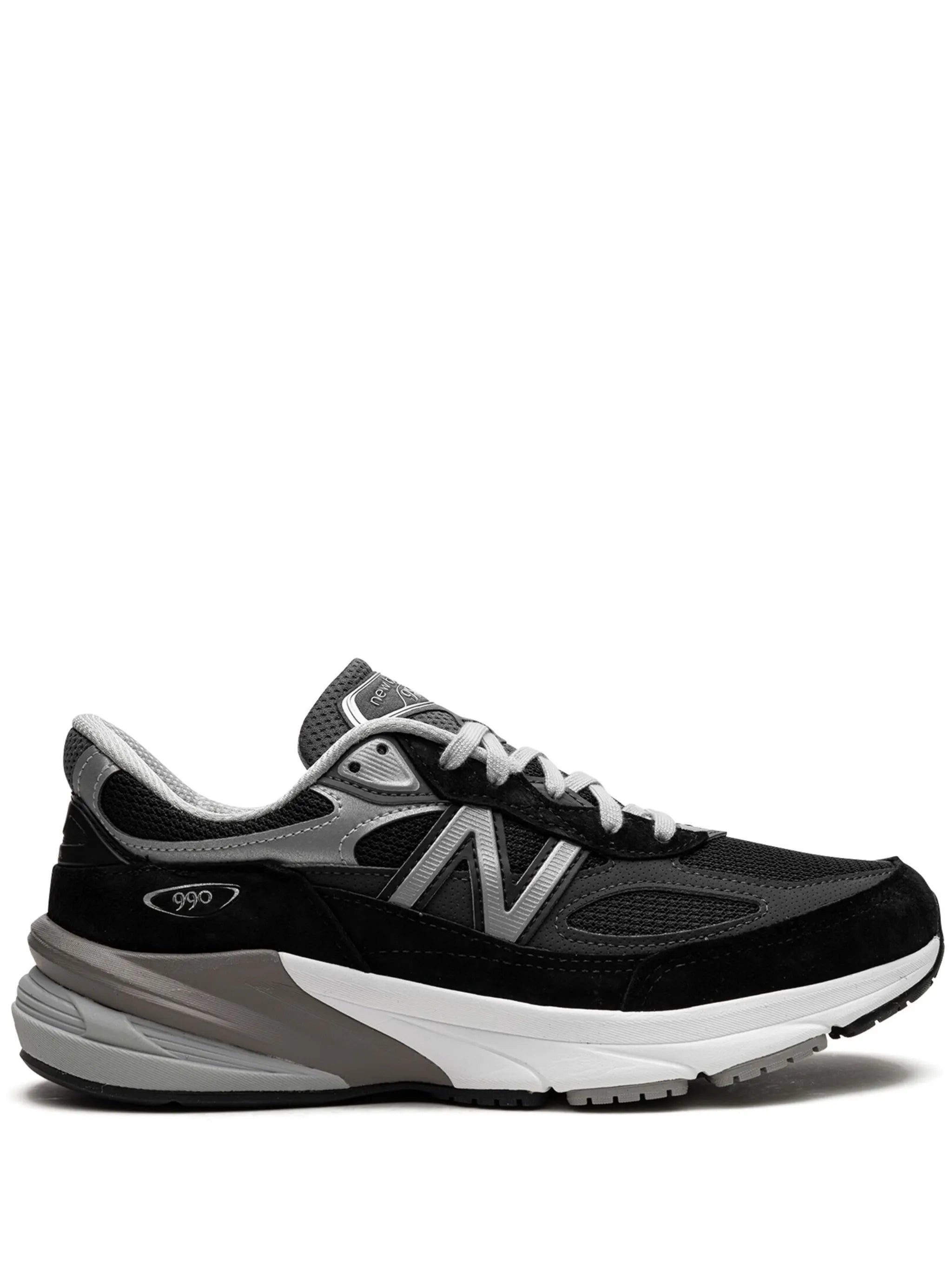 990v6 lace-up sneakers
