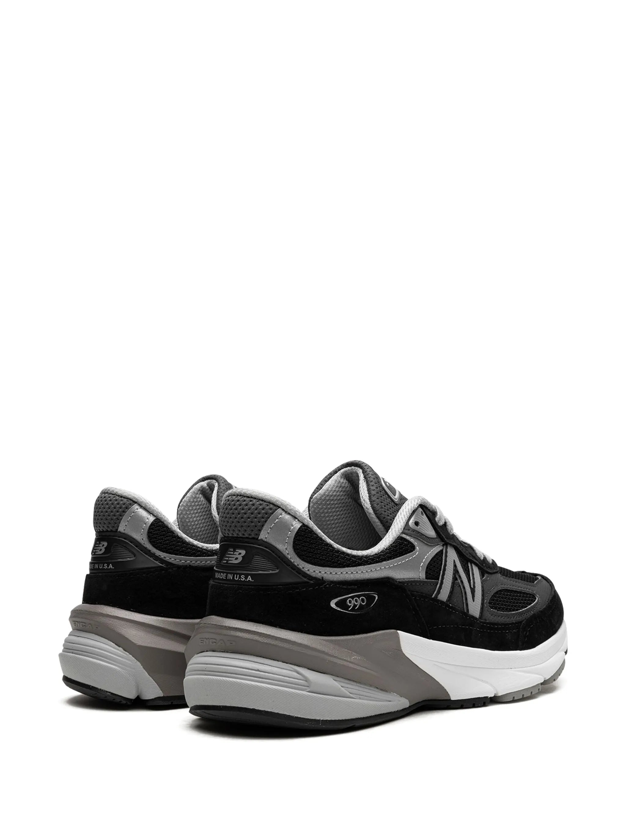 990v6 lace-up sneakers