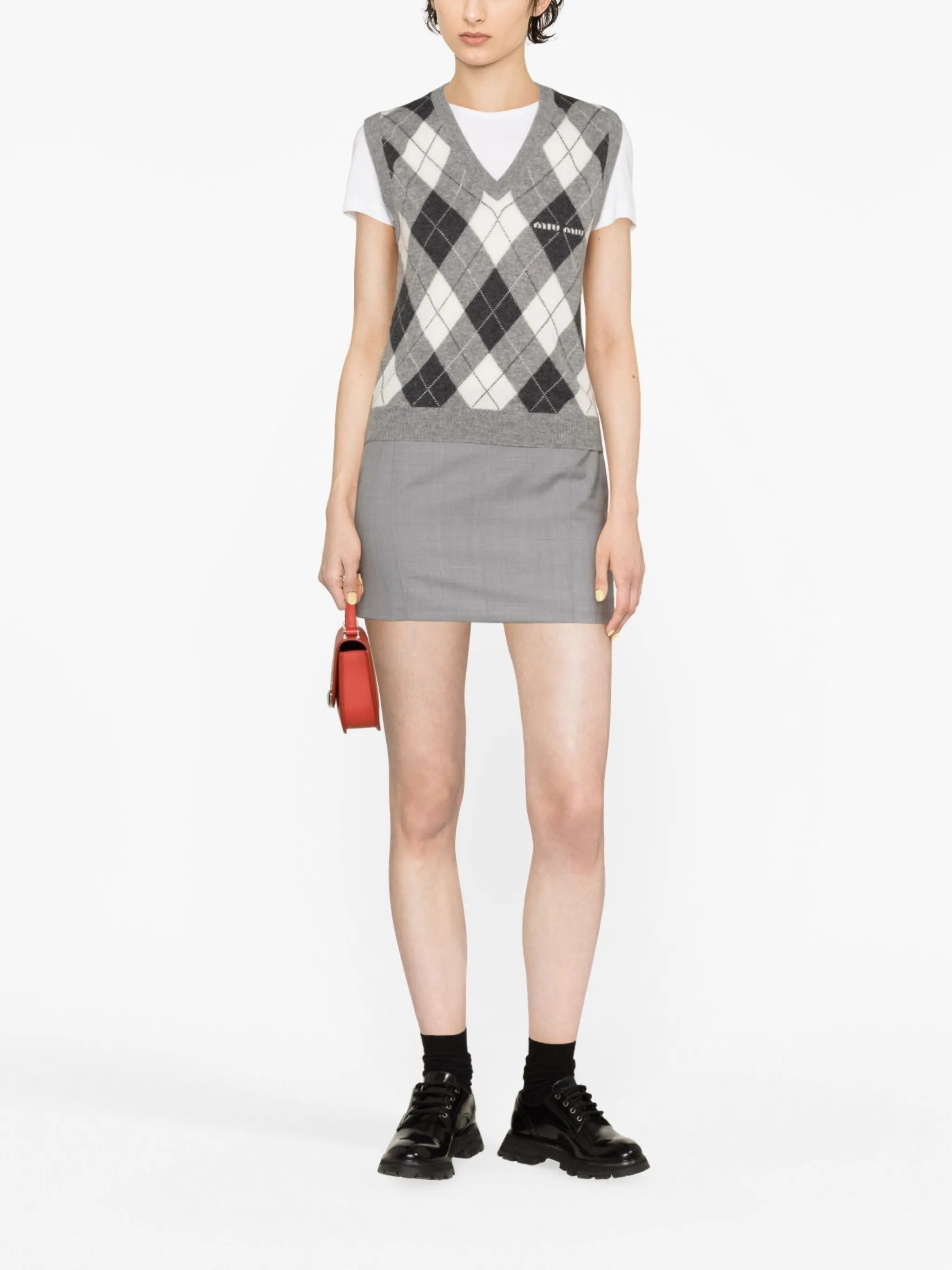 check-pattern V-neck vest