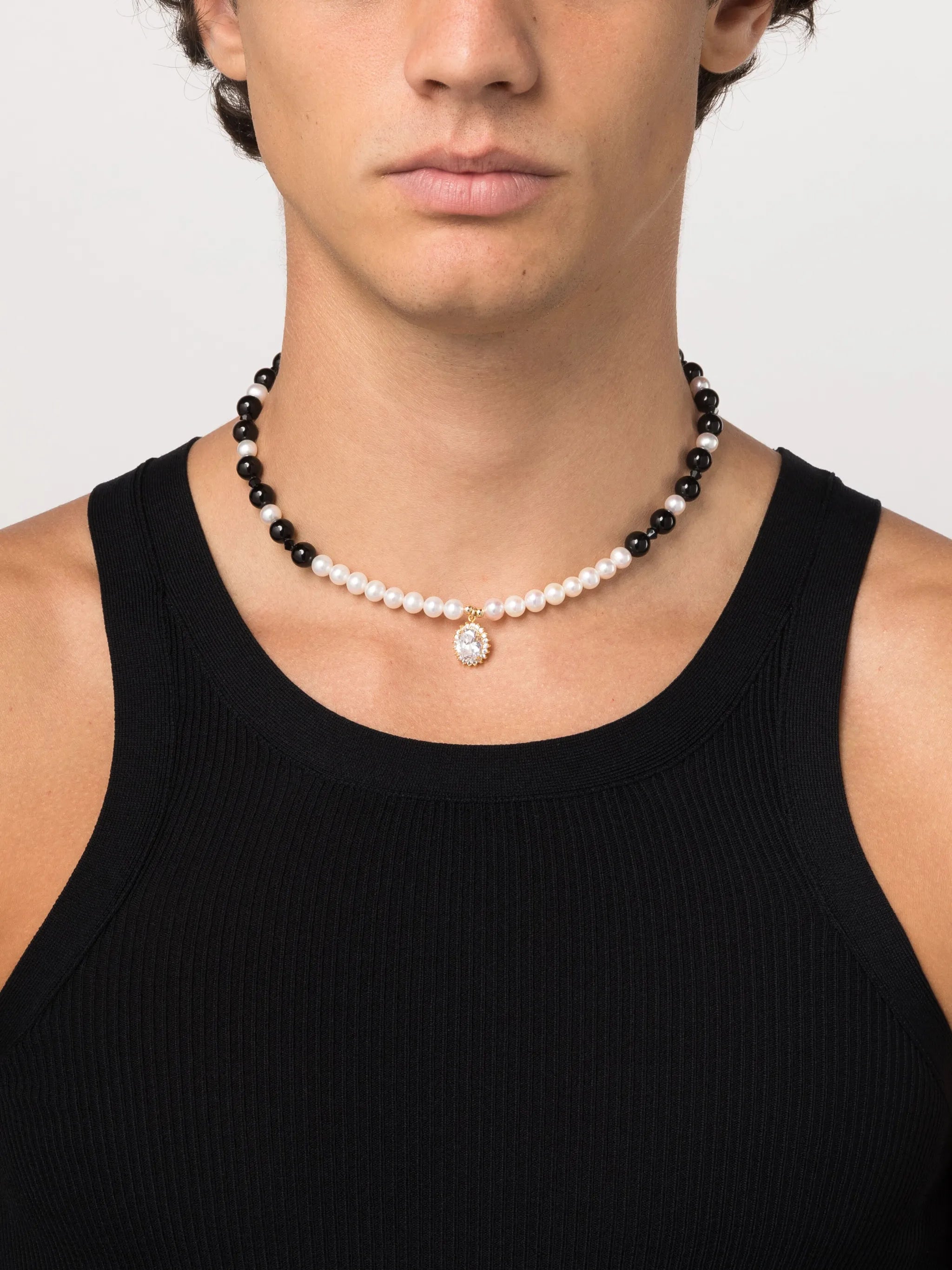 crystal-pendant beaded pearl necklace