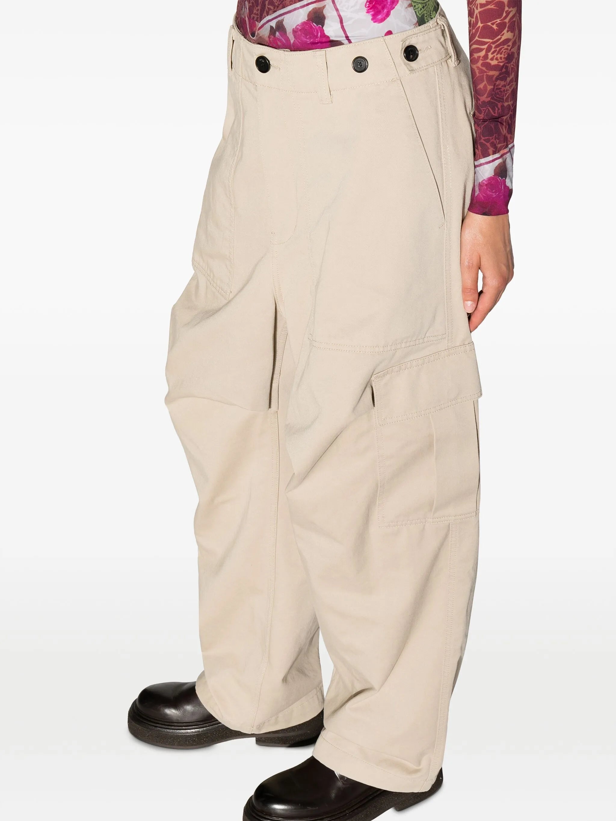 drop-crotch cargo trousers
