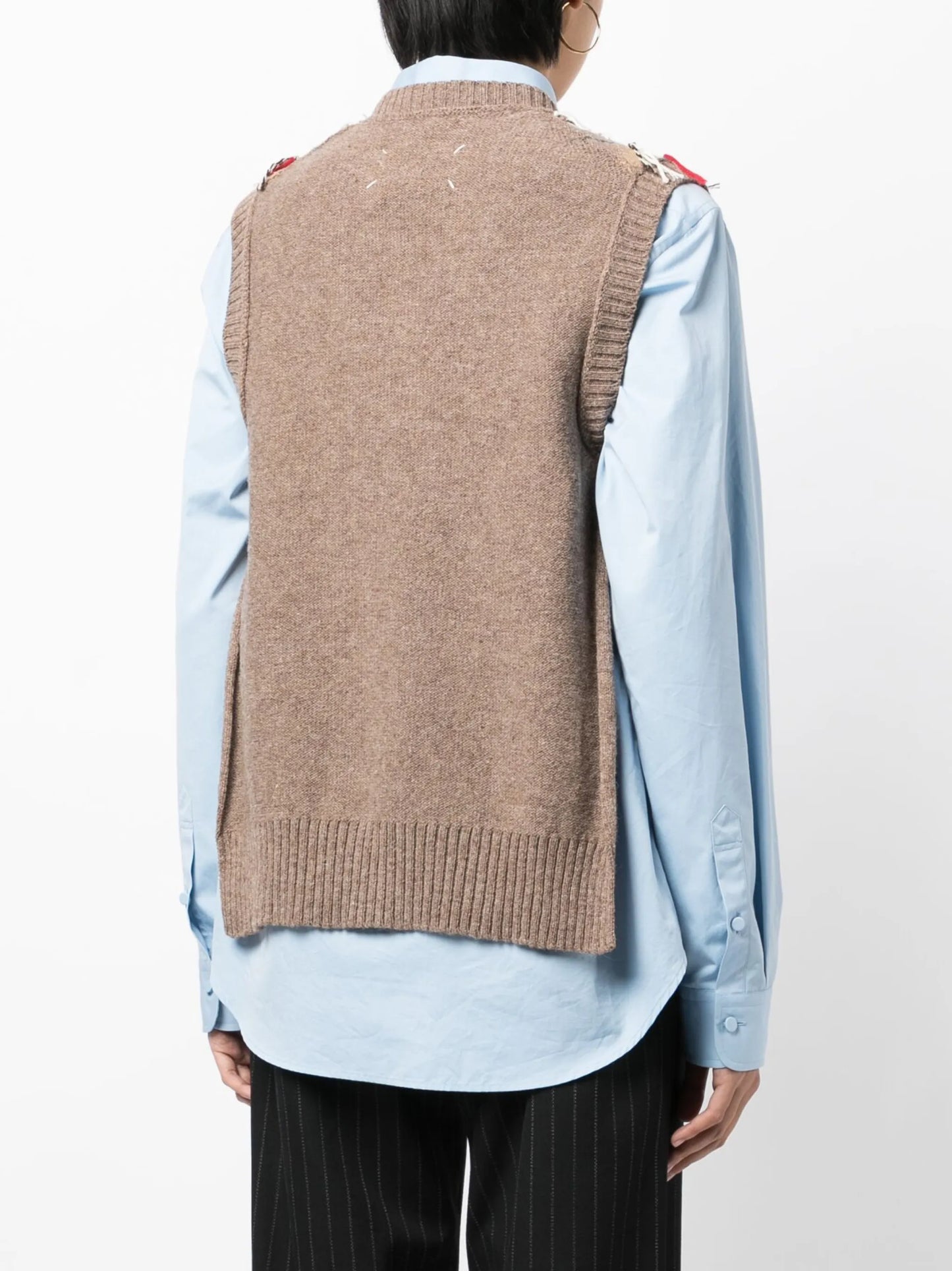 cut-out intarsia-knit vest