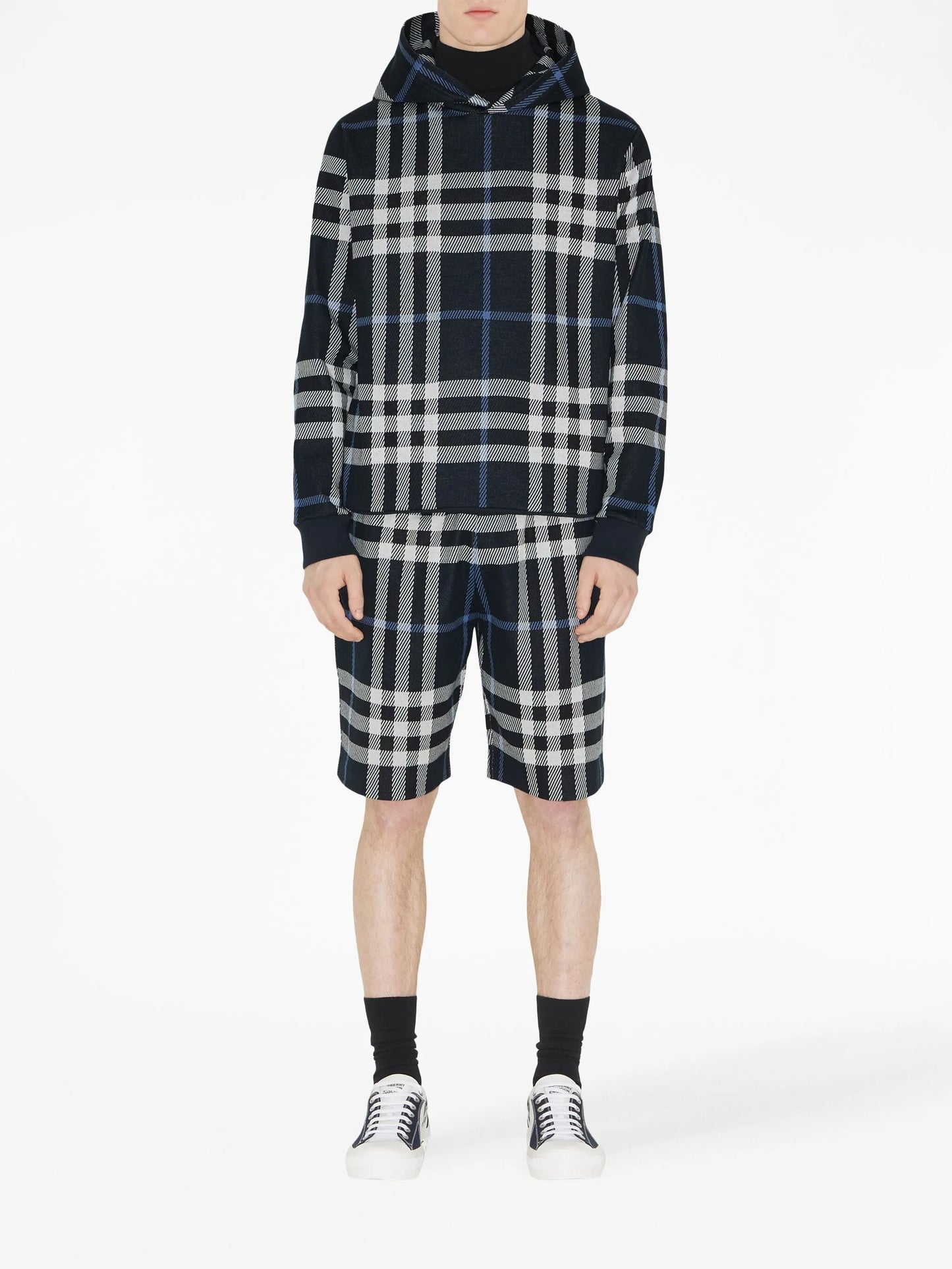 check-pattern straight-leg shorts