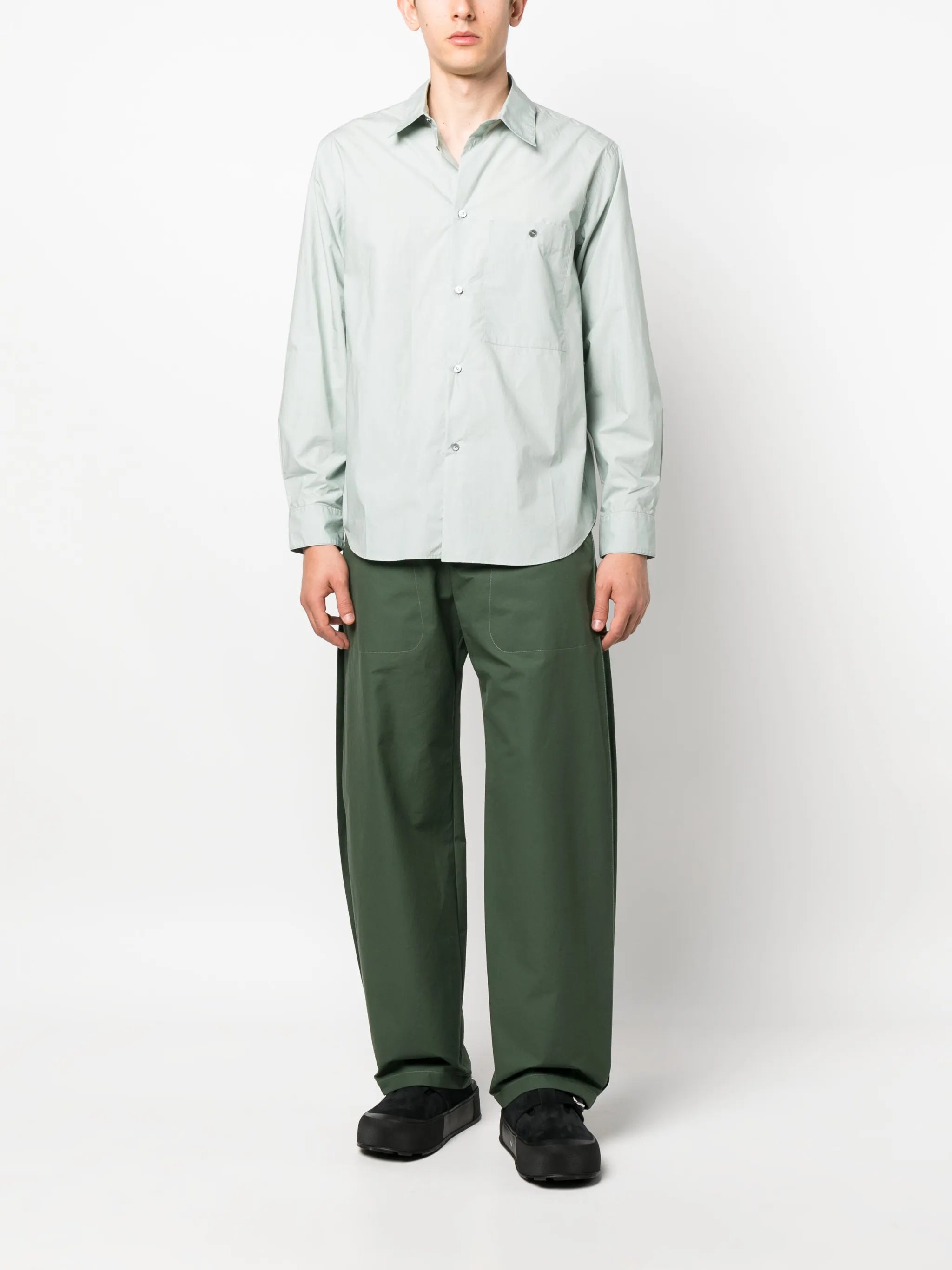 long-sleeve buttoned cotton shirt