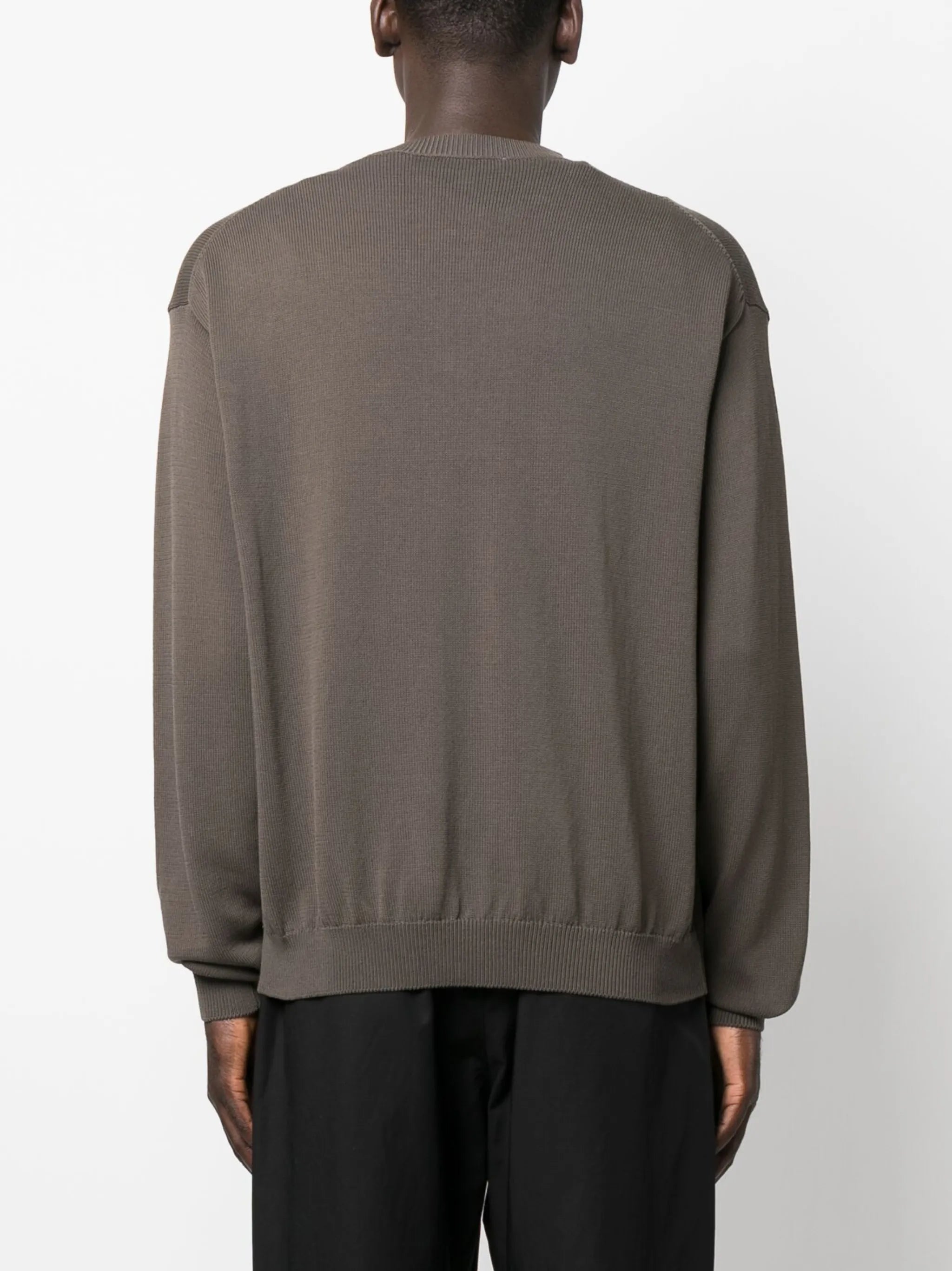 fine-knit buttoned cardigan