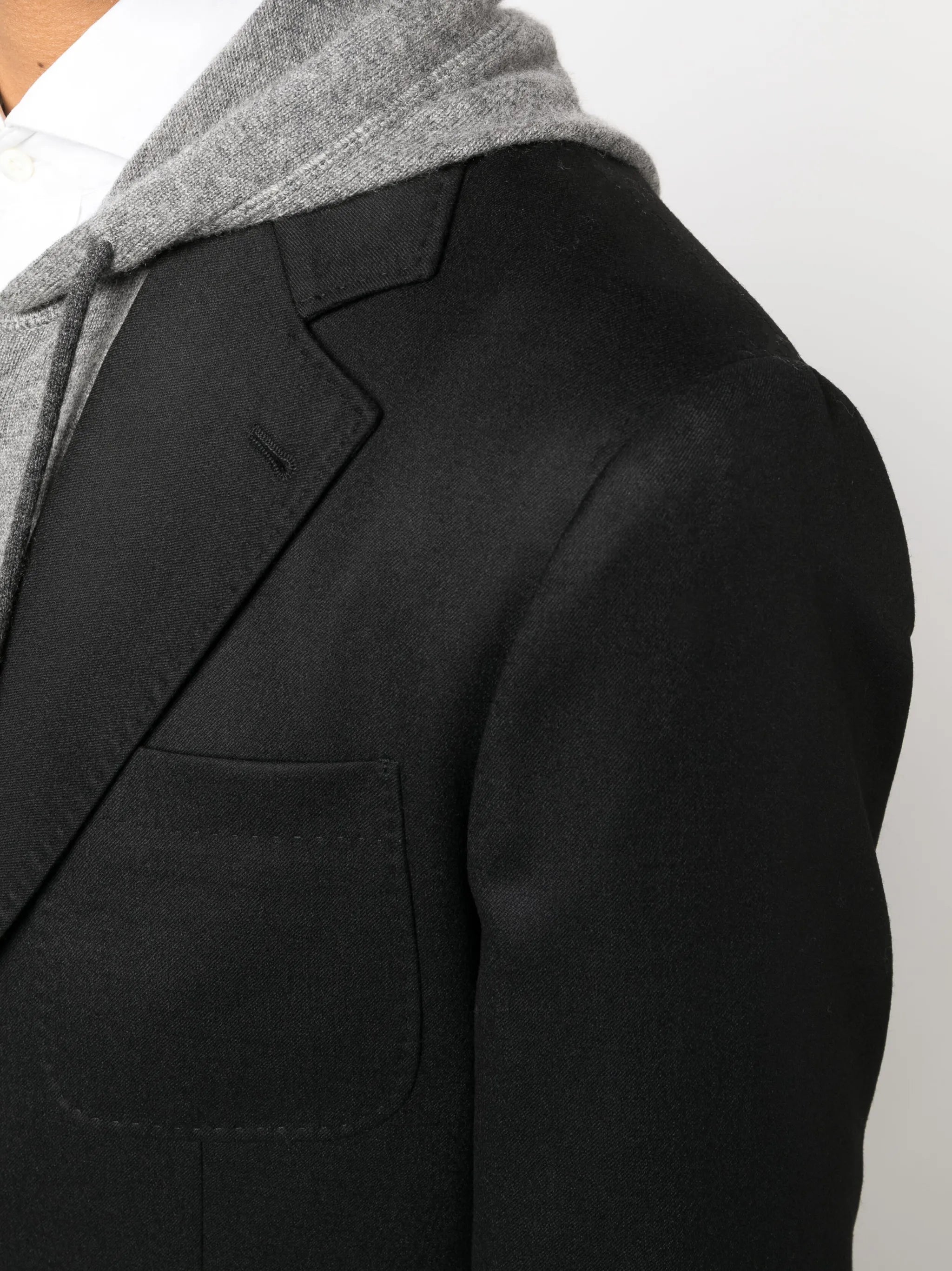 single-breasted wool blazer