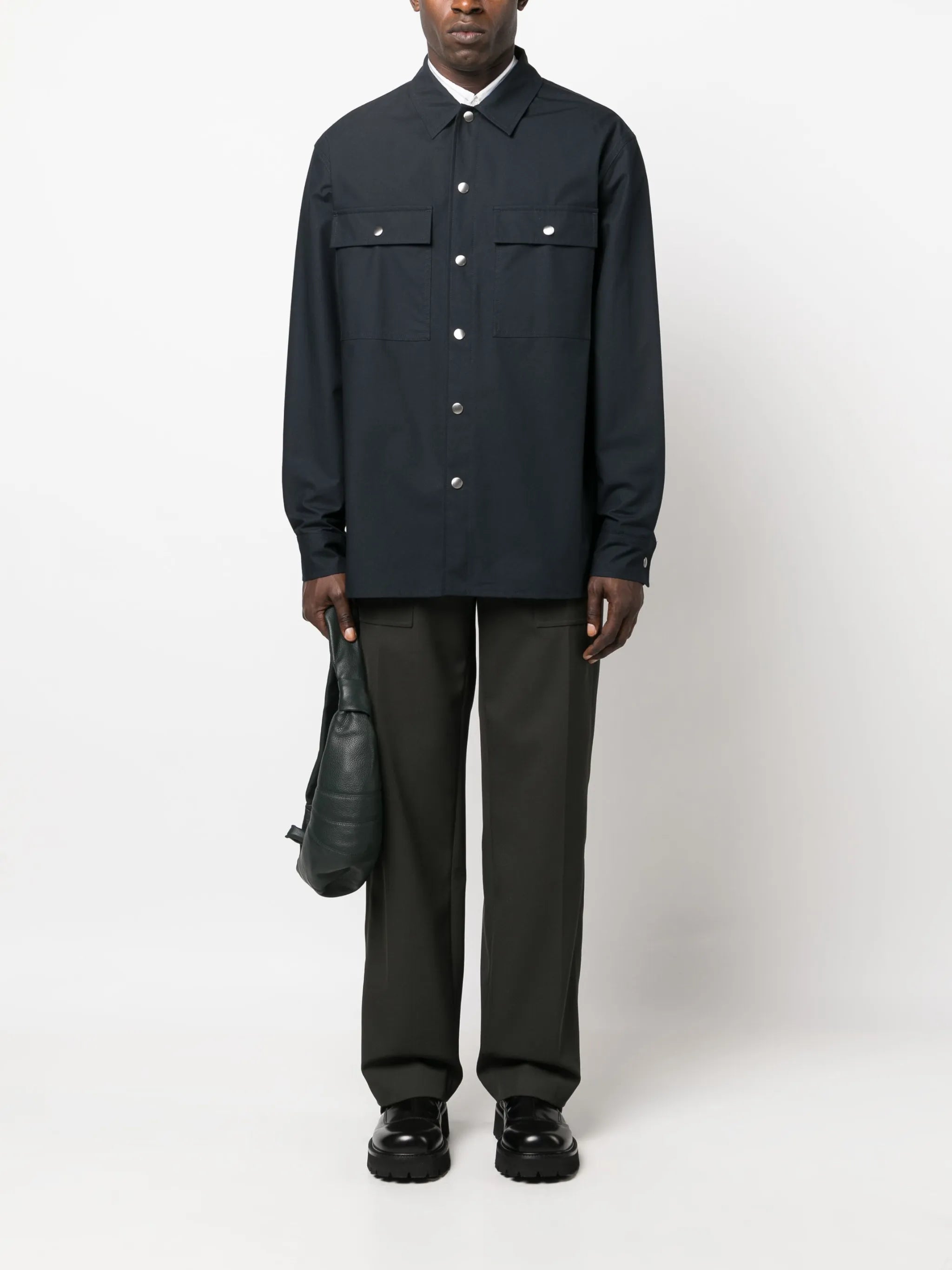 classic-collar cotton shirt