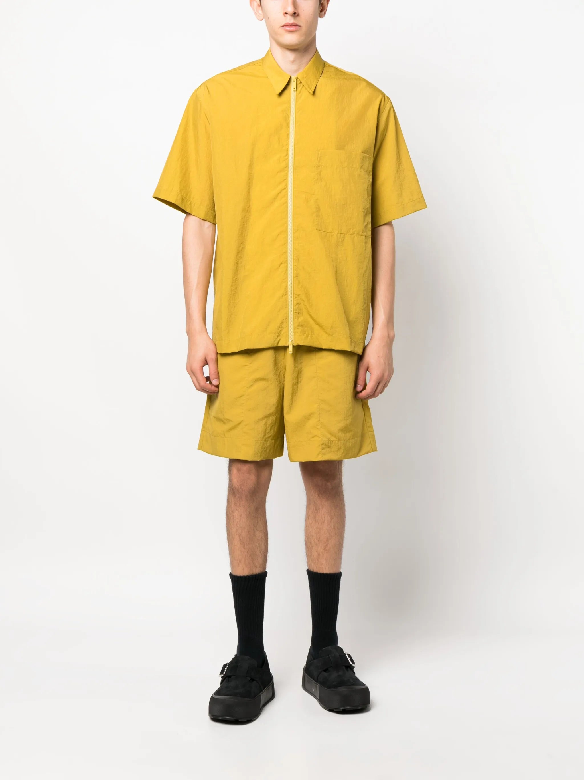 short-sleeve zipped shirt