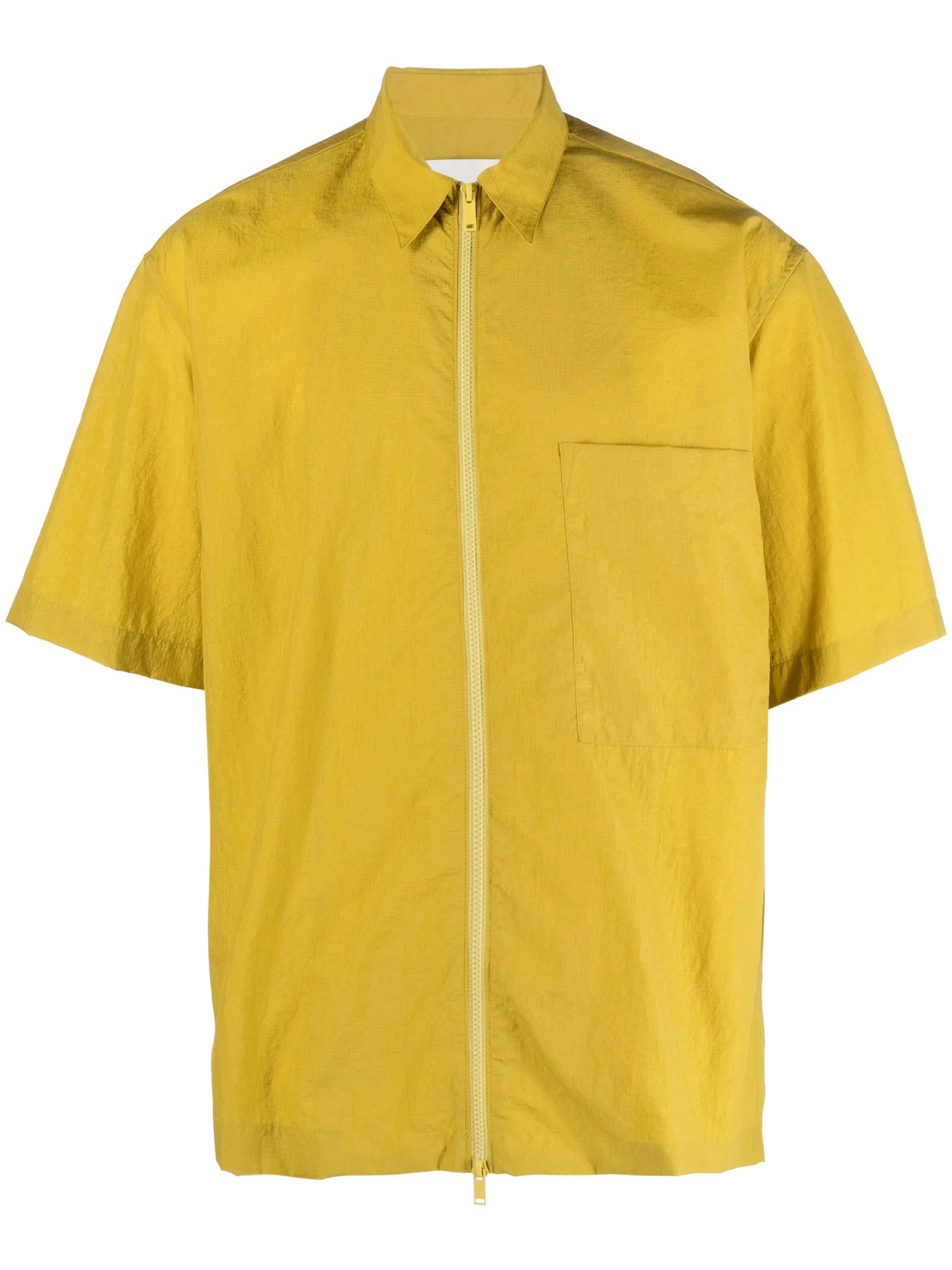 short-sleeve zipped shirt