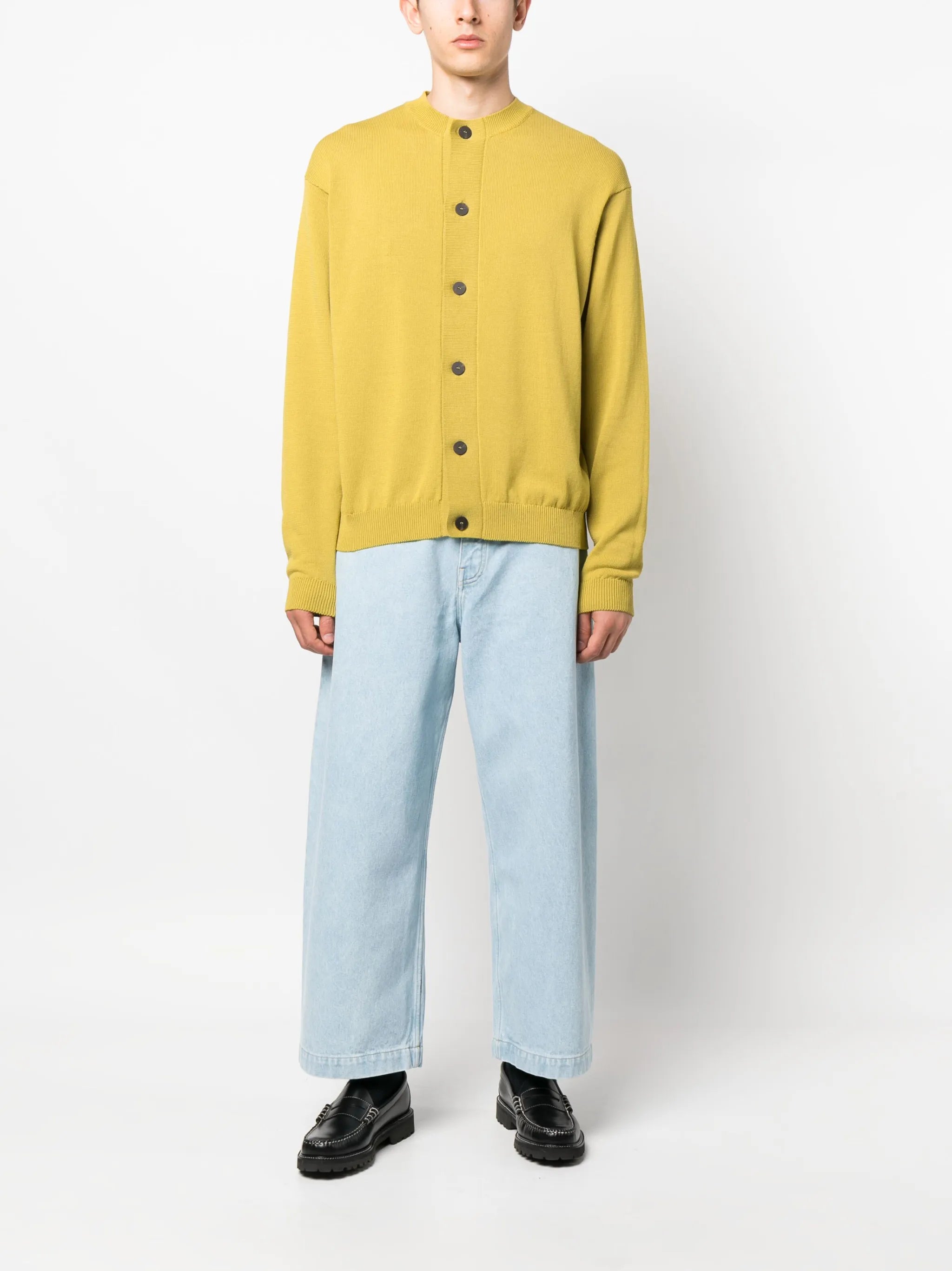 fine-knit buttoned cardigan